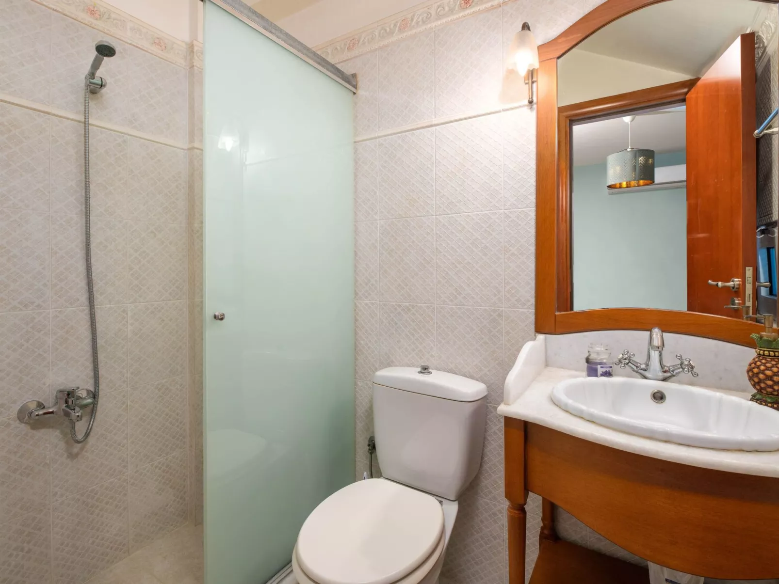 Gemütliche Villa Zenia in Damatria-Image-tags.info