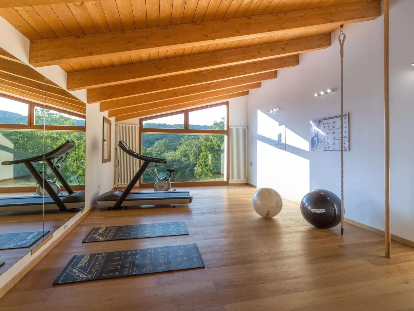 Villa Cantone mit beheiztem Pool-Binnen