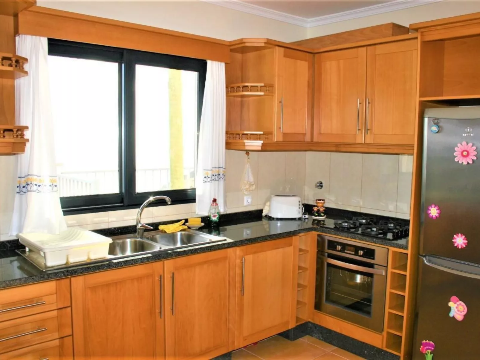 "Silva Sol" mit Blick auf das Wasser-Image-tags.info