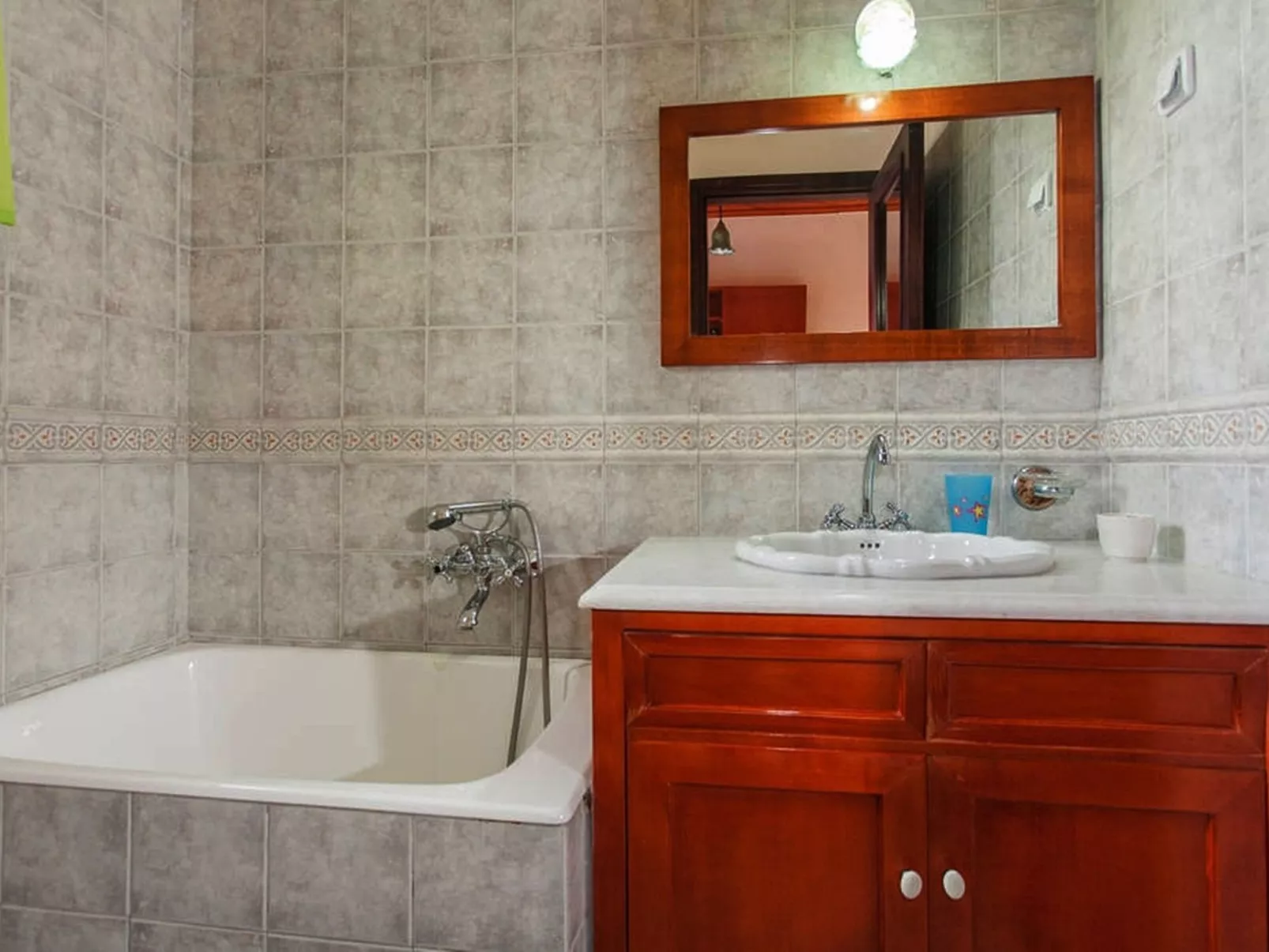 Mit Terrasse und Balkon-Image-tags.info