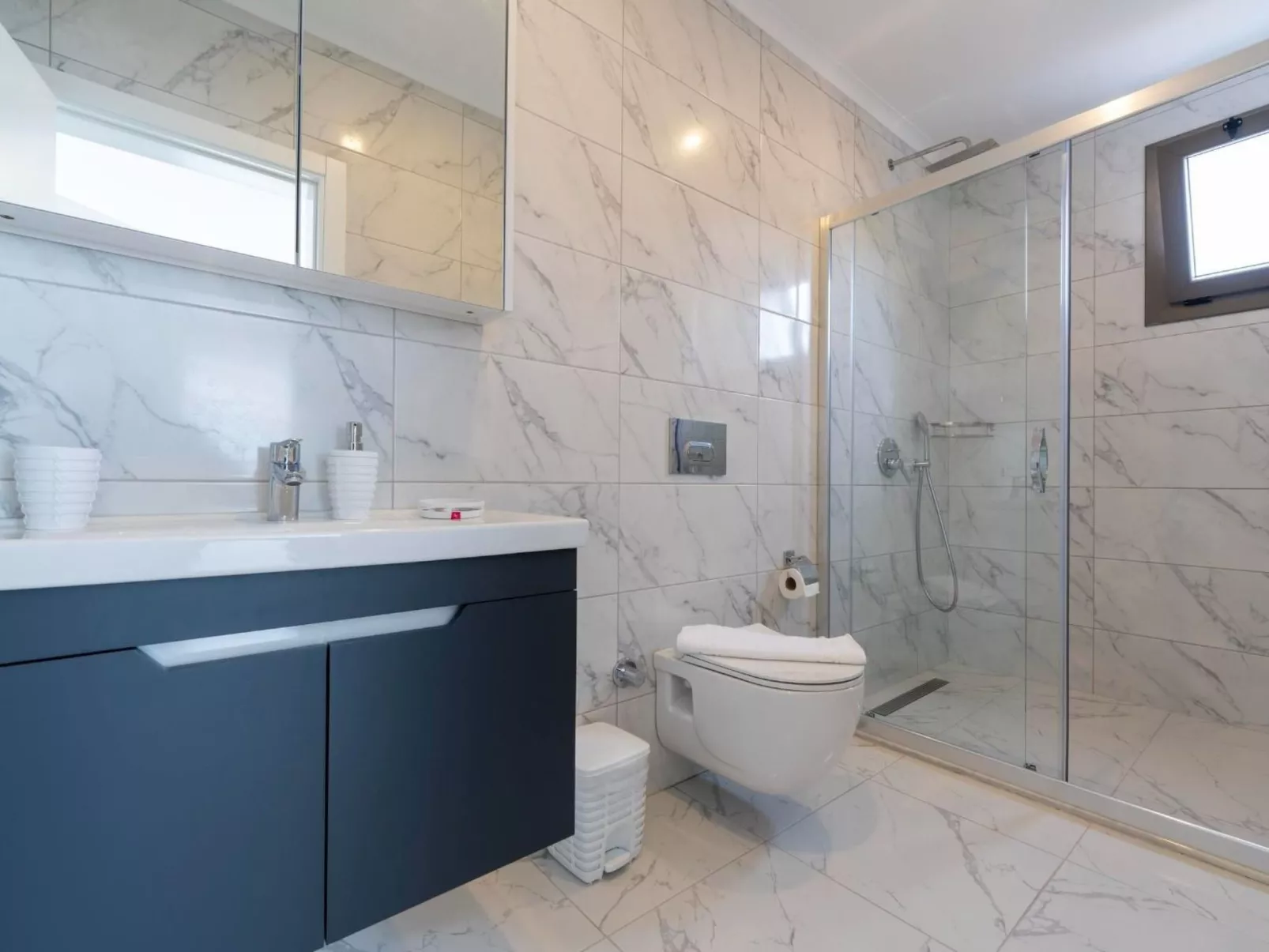 Yasemin-Image-tags.info