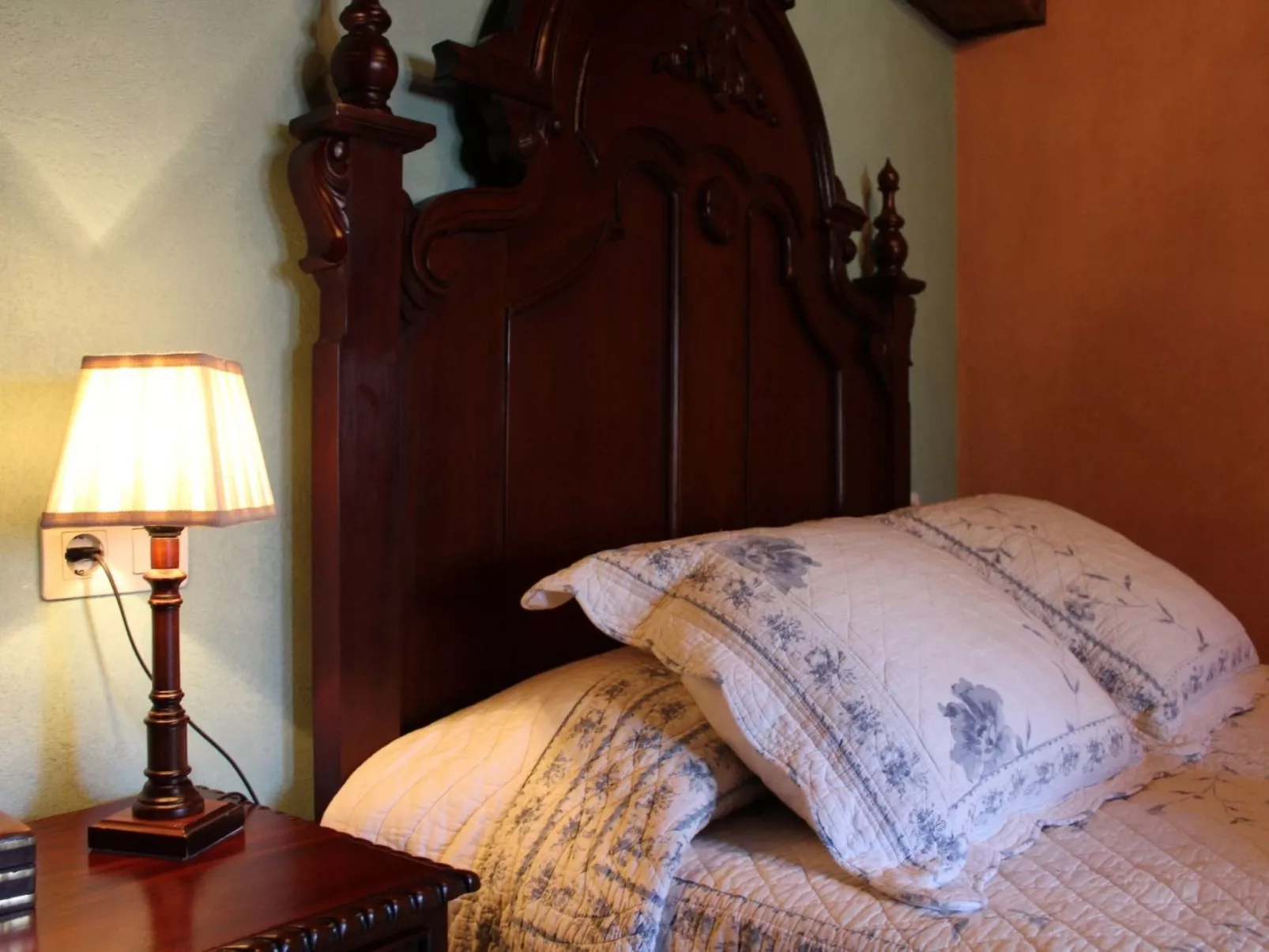 Berghütte mit Terrasse, Kamin und Jacuzzi-Image-tags.info