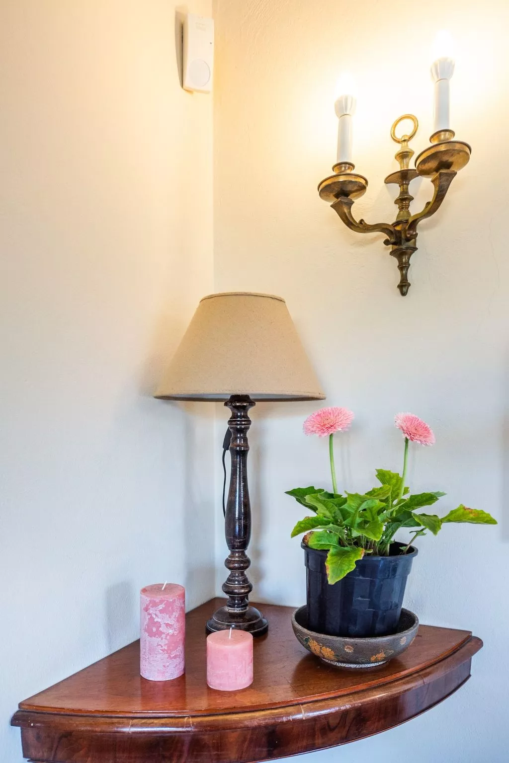 Wunderschöne Villa in einer einzigartigen natürlichen Umgebung-Binnen