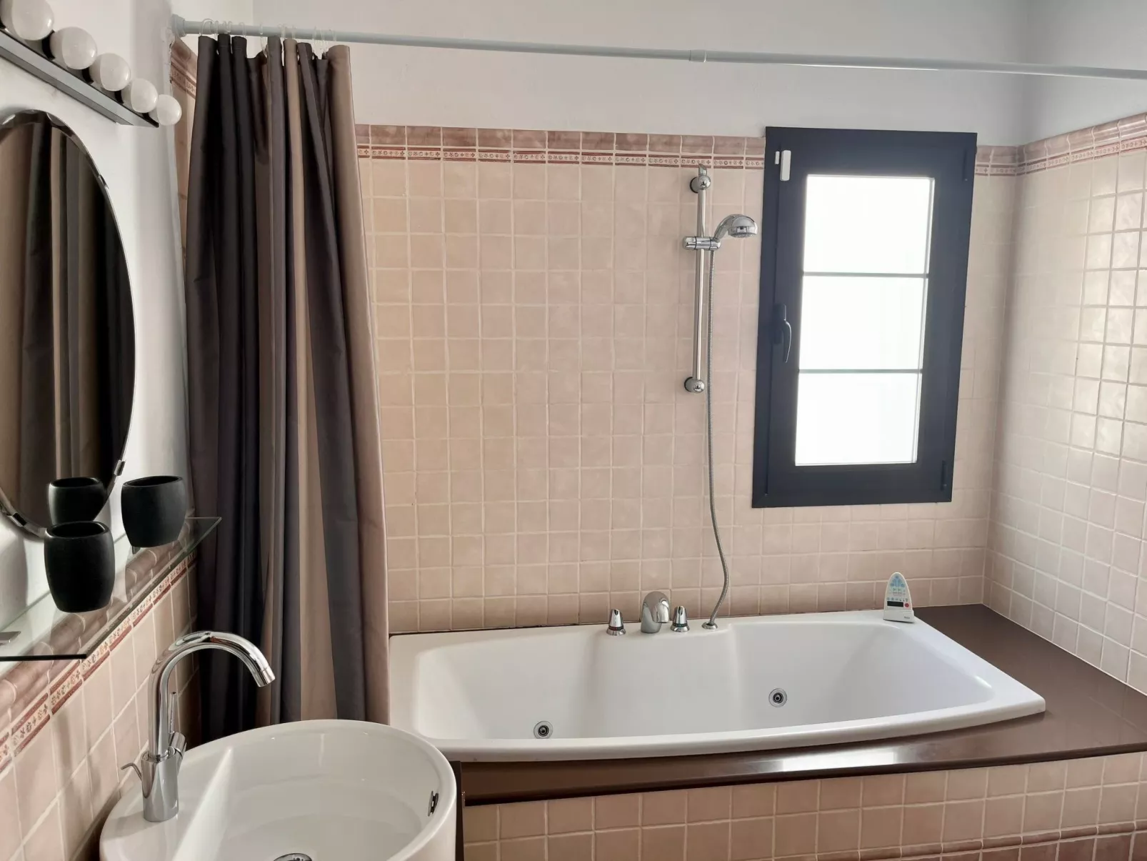 Casa Árbol del Fuego-Binnen