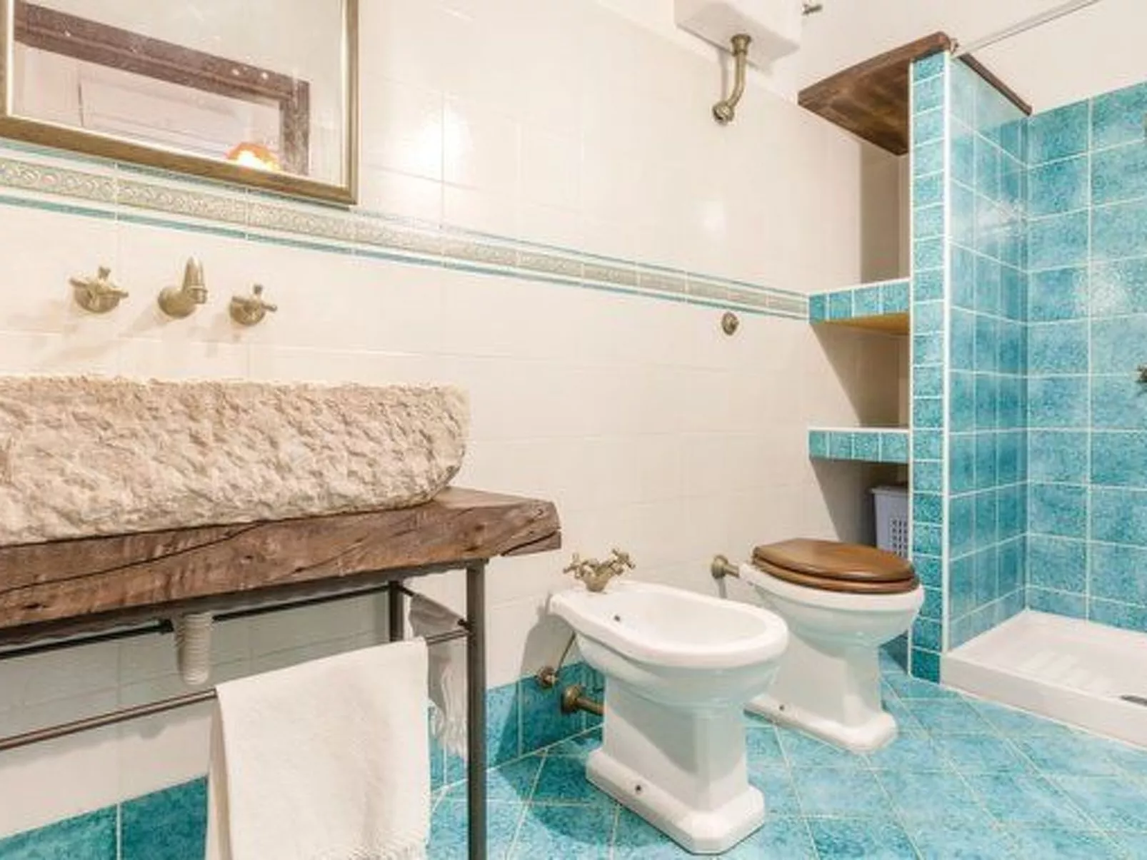 Bauernhaus im grünen Sannio mit Schwimmbad-Binnen