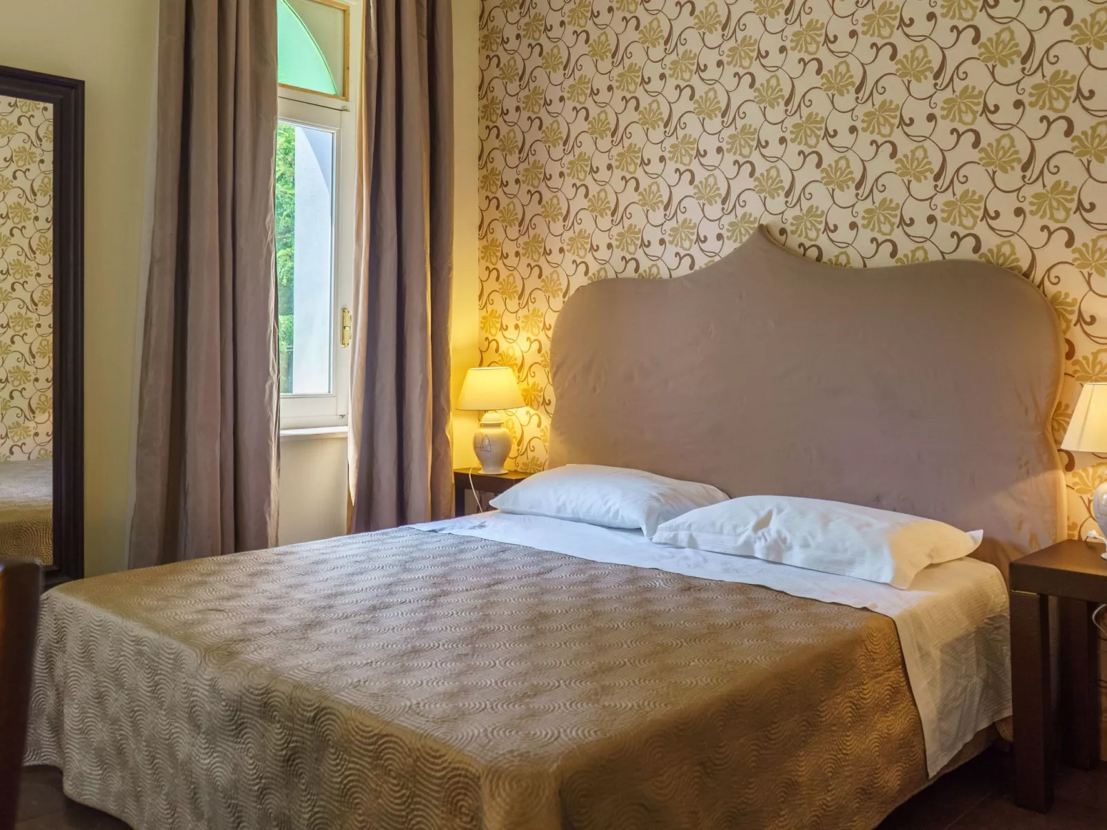 Geräumiges Ferienhaus mit Pool-Binnen