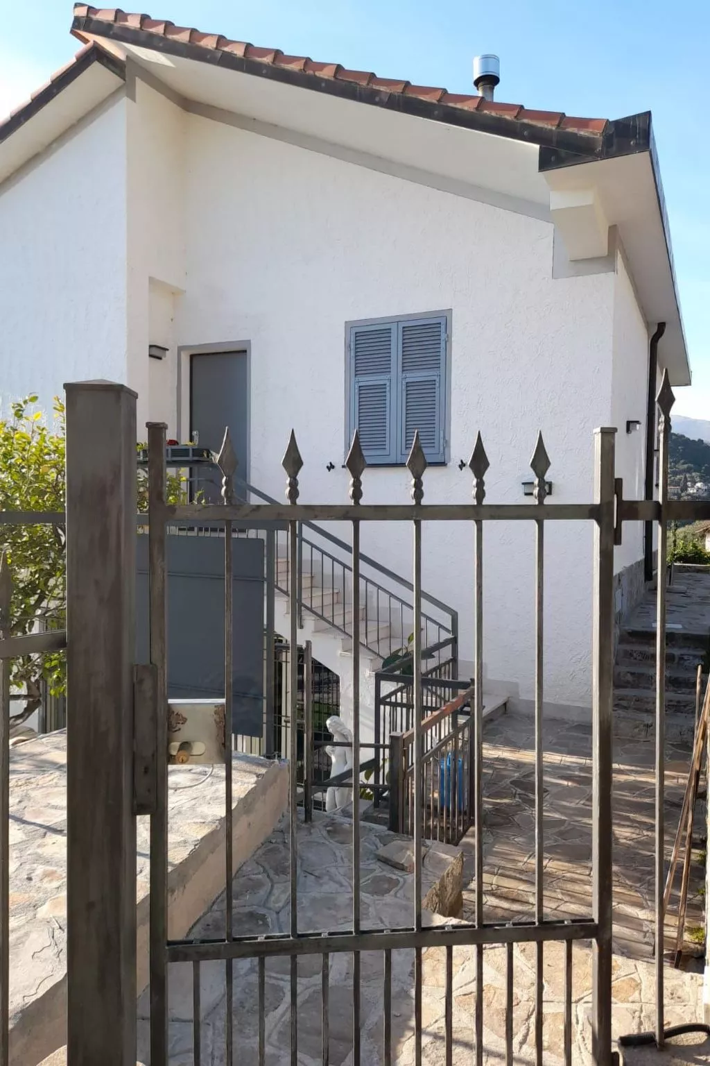 Wohnung mit schönem Blick auf den Golf von Dianese-Buiten