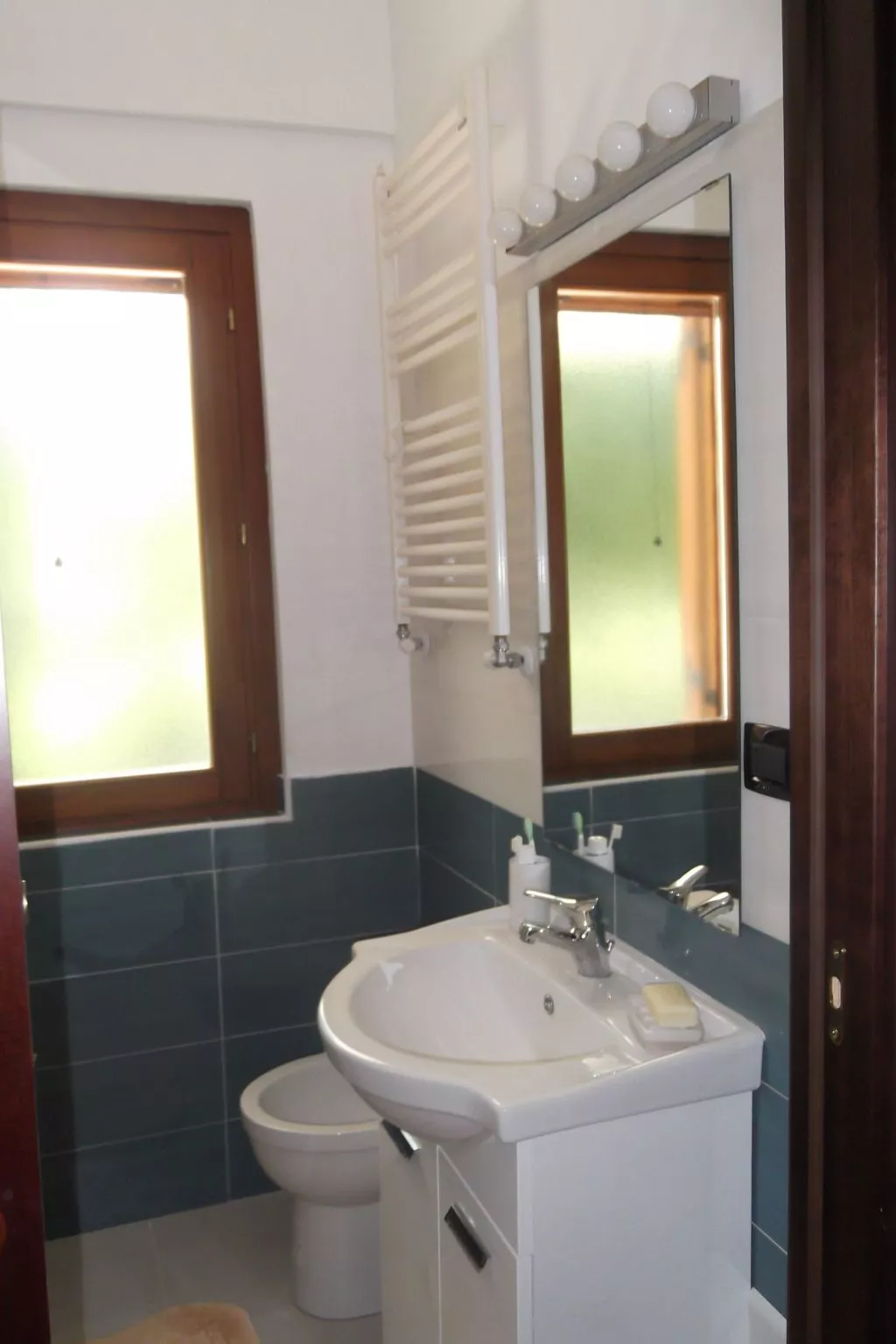 Mit Wasserblick-Binnen