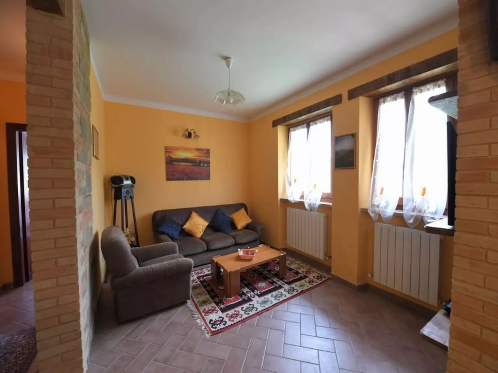 Schönes Ferienhaus in Sarnano mit privatem Pool-Image-tags.info