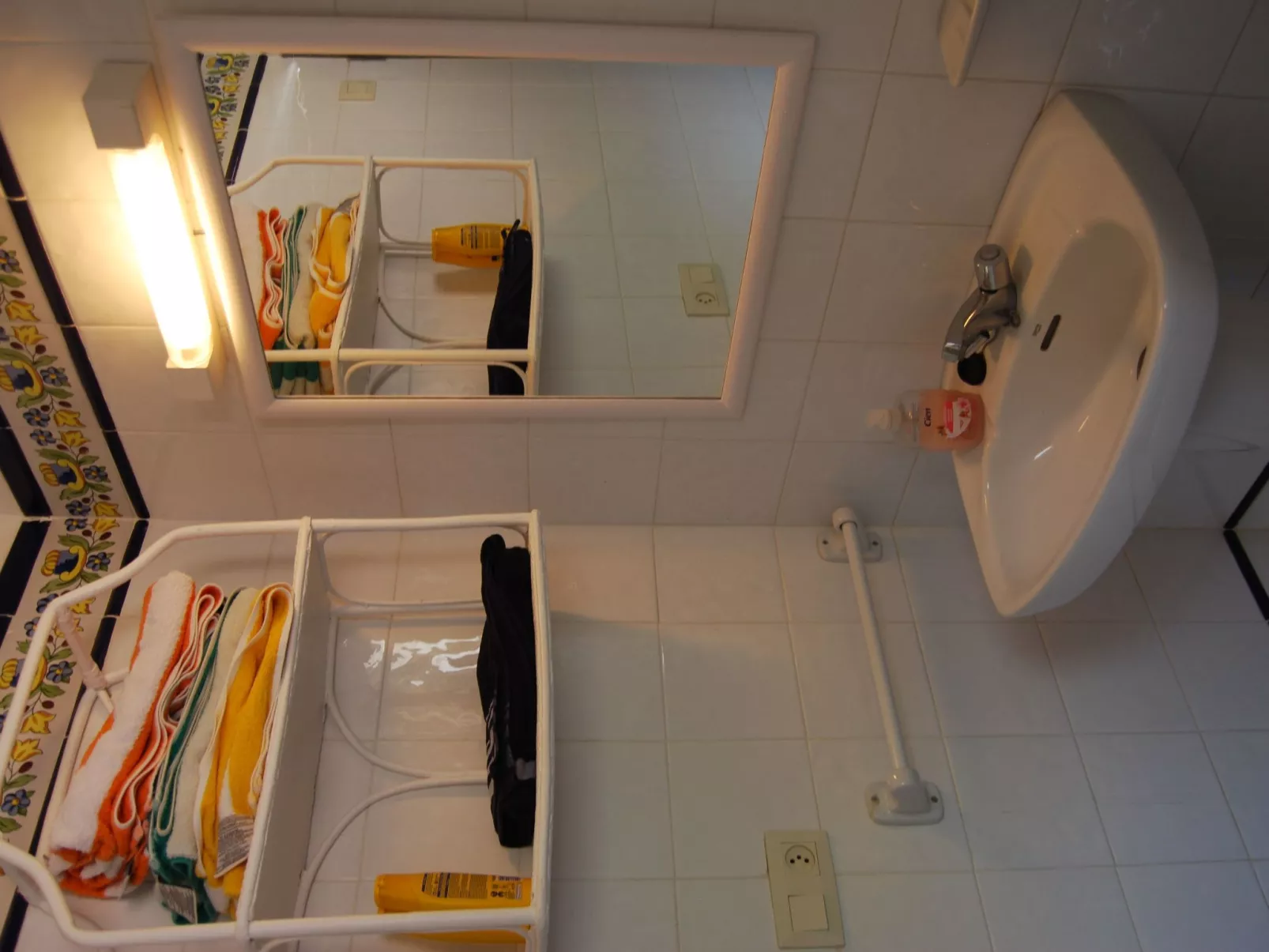 Ferienvilla, Seeblick, privater Pool und Parkplatz-Binnen