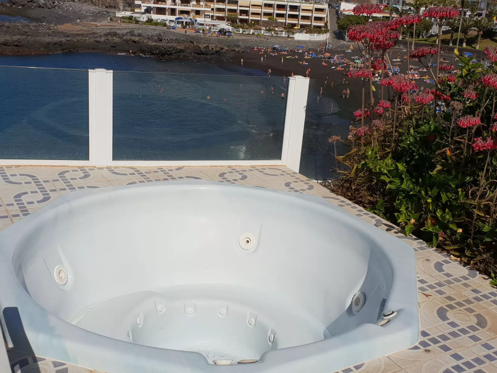 Bungalow direkt am Meer-Buiten