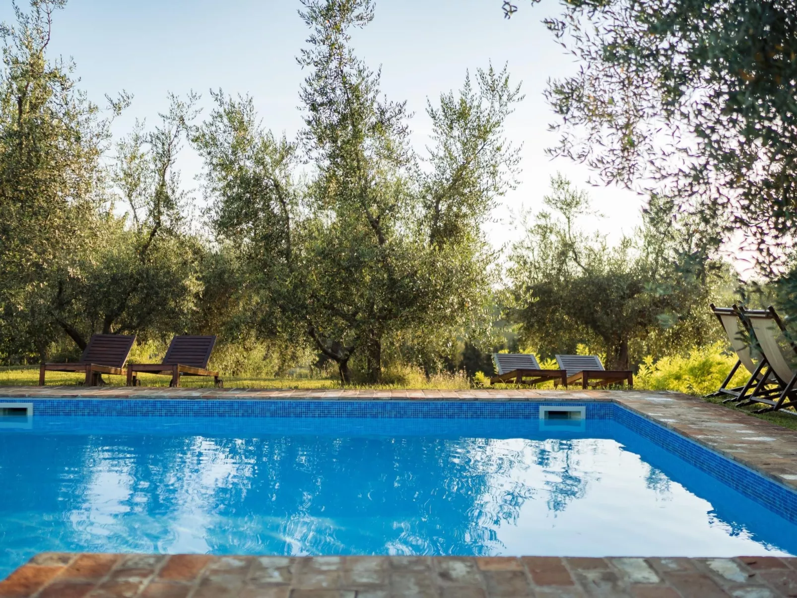 Wohnung in einem Turm mit Aussicht-Image-tags.info