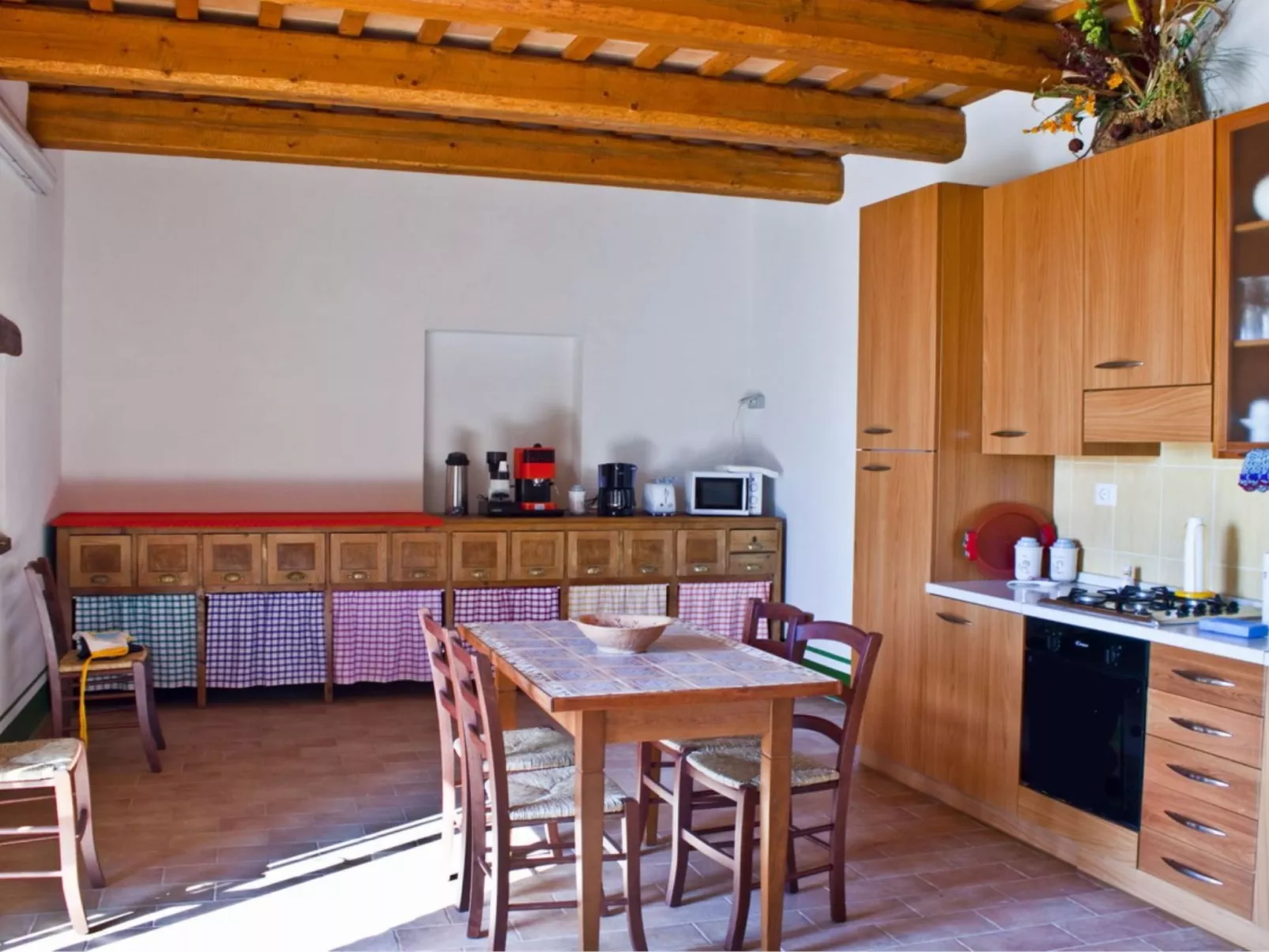 Villa mit privatem Pool und atemberaubender Aussicht-Binnen