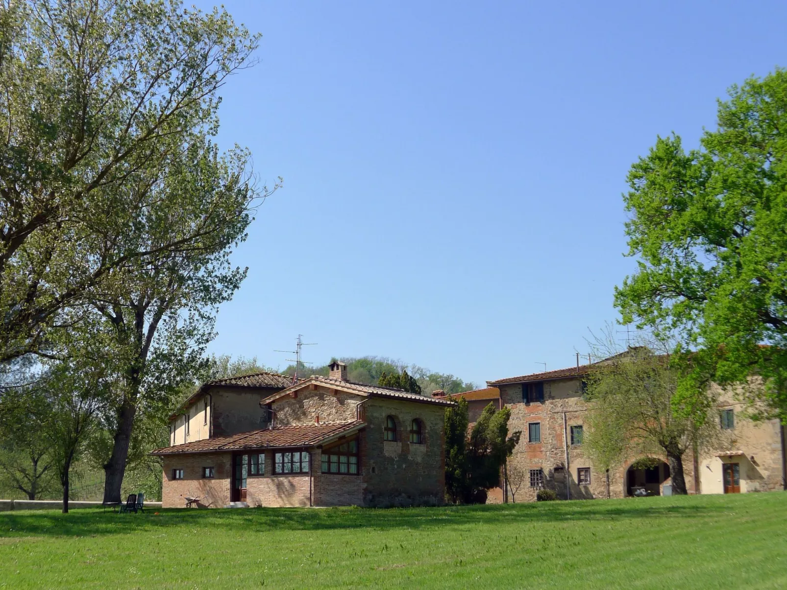 Geräumige Wohnung mit 3 Schlafzimmern und 3 Bädern-Buiten