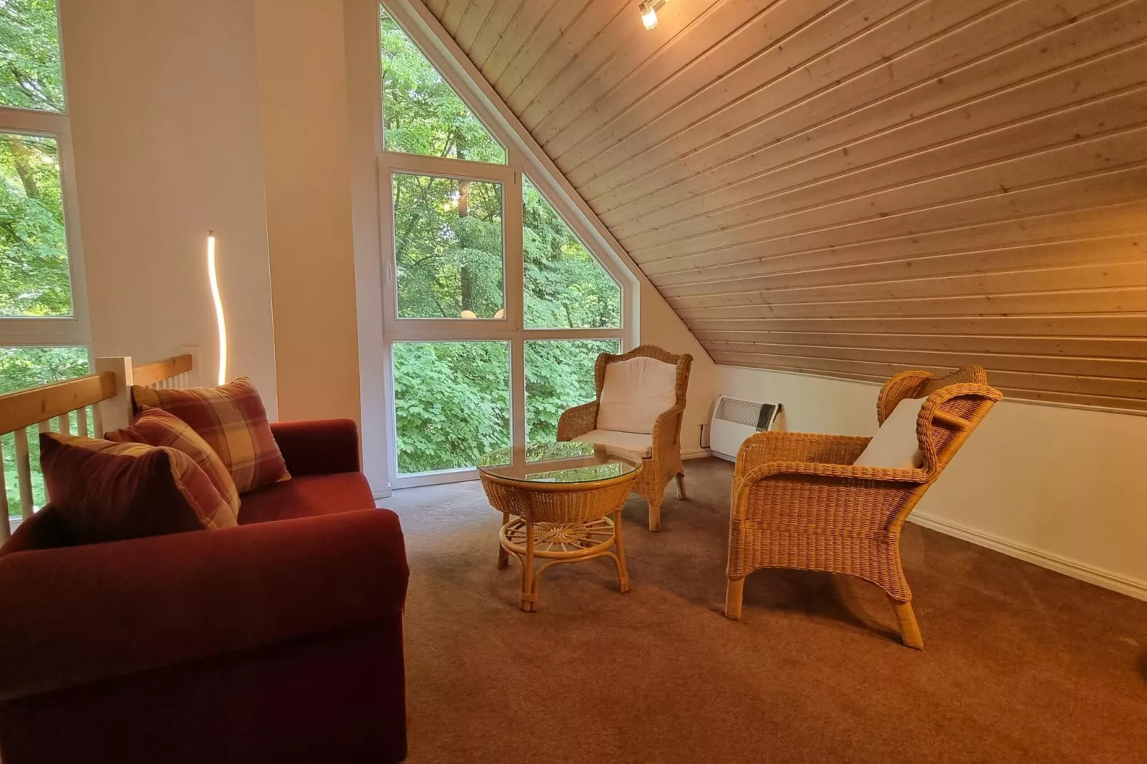 Familienhaus am Wald-Woonkamer