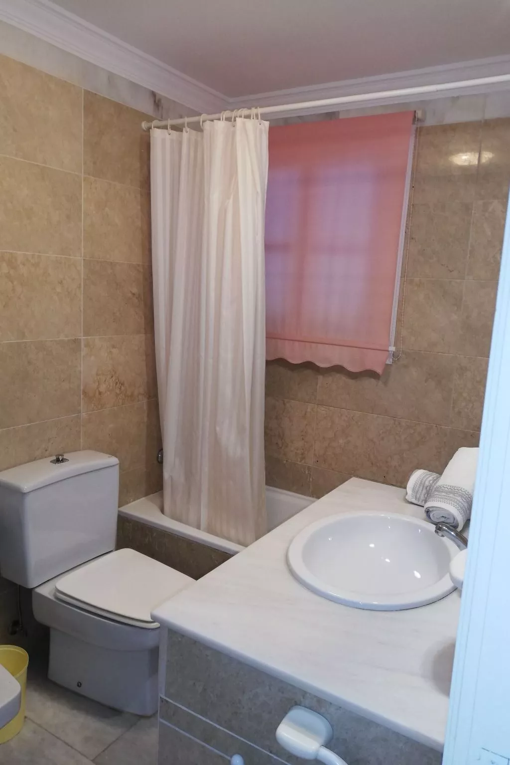 Studio für 4 Personen und 1 Kind in Andalusien-Image-tags.info