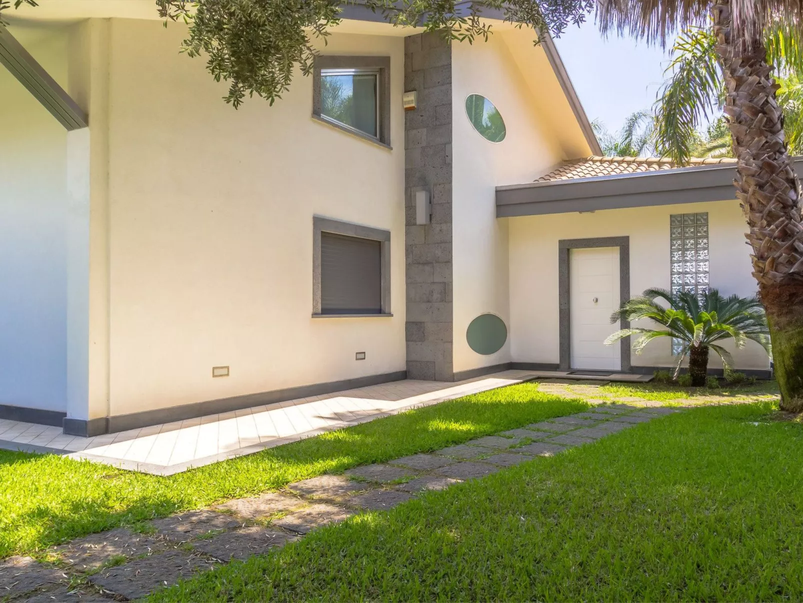 Villa Oras in Mascali-Image-tags.info