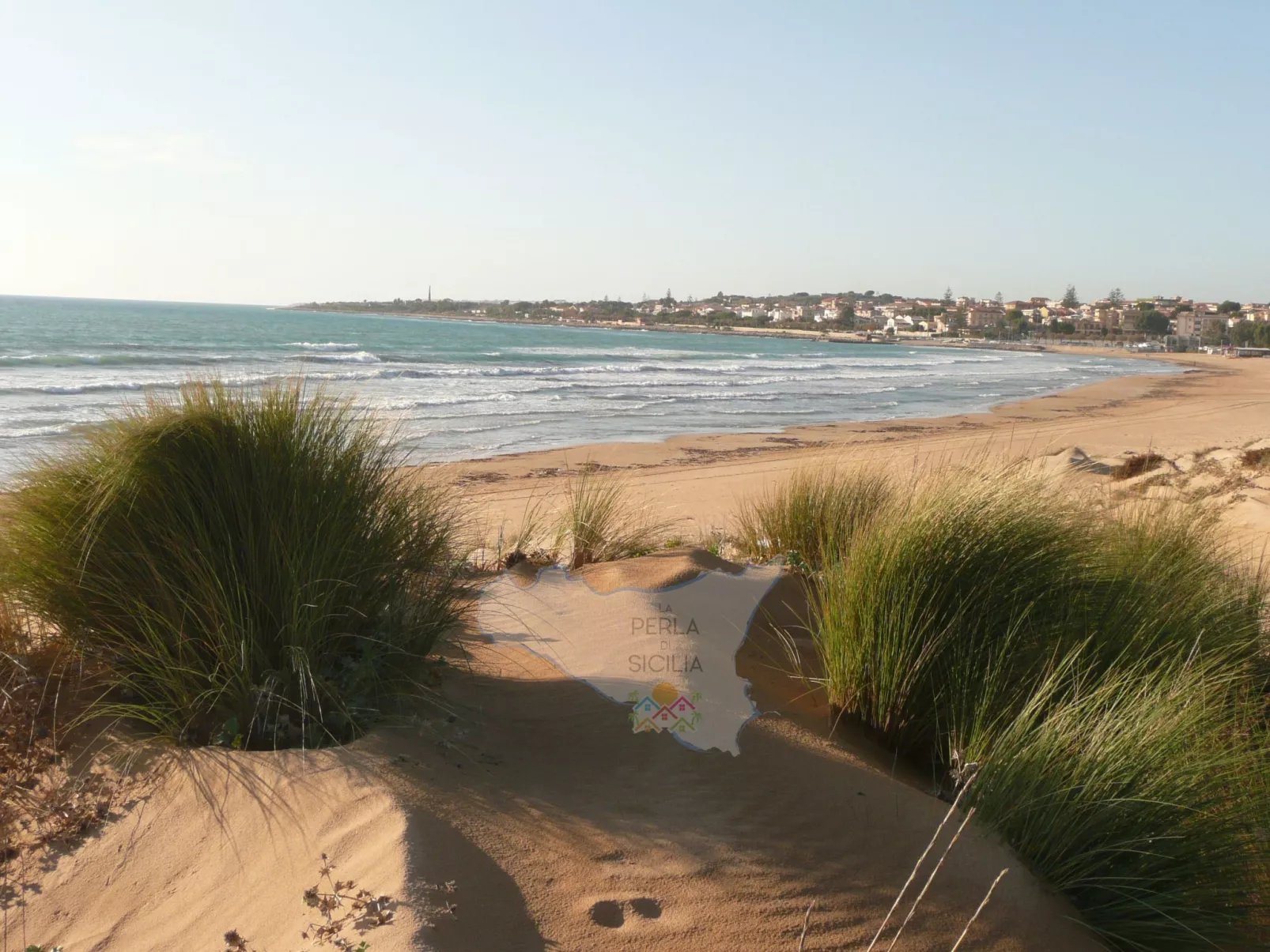 Schöner zentraler Bungalow direkt am Sandstrand auf Sizilien-Image-tags.info