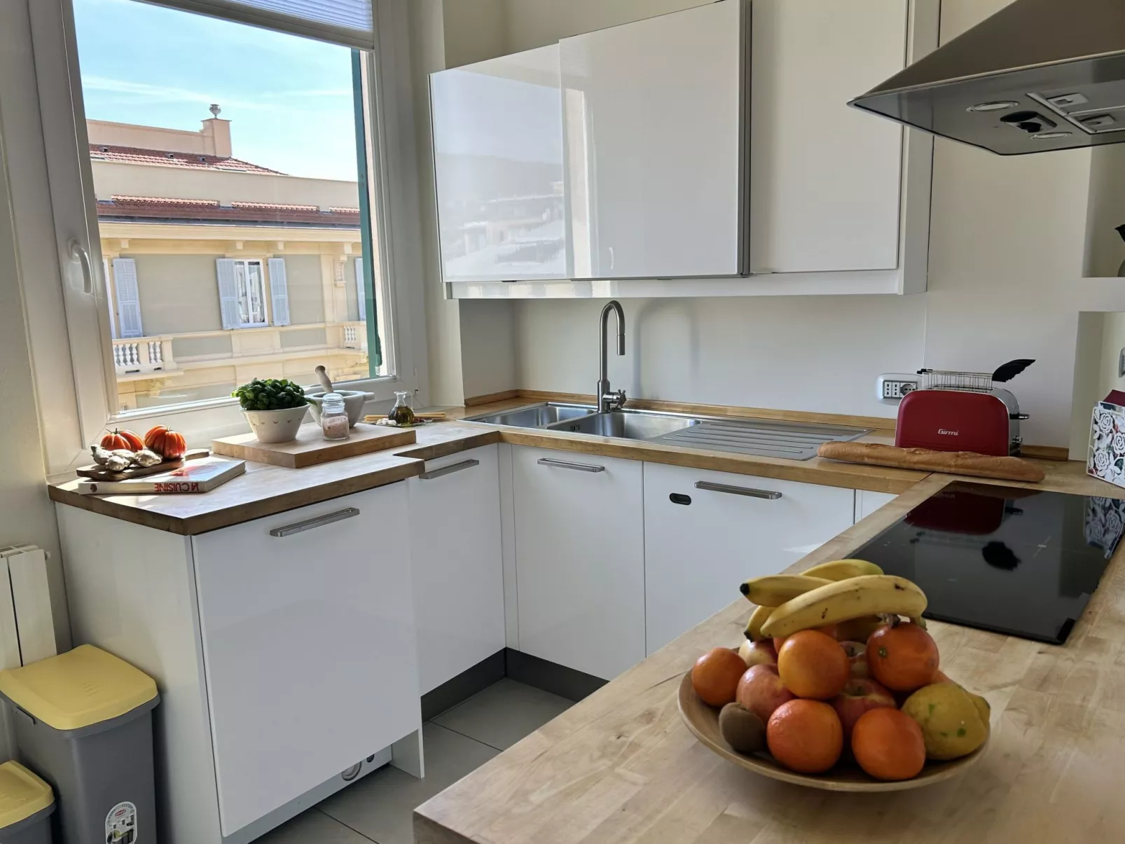 House Tigullio by Holiday World-Binnen