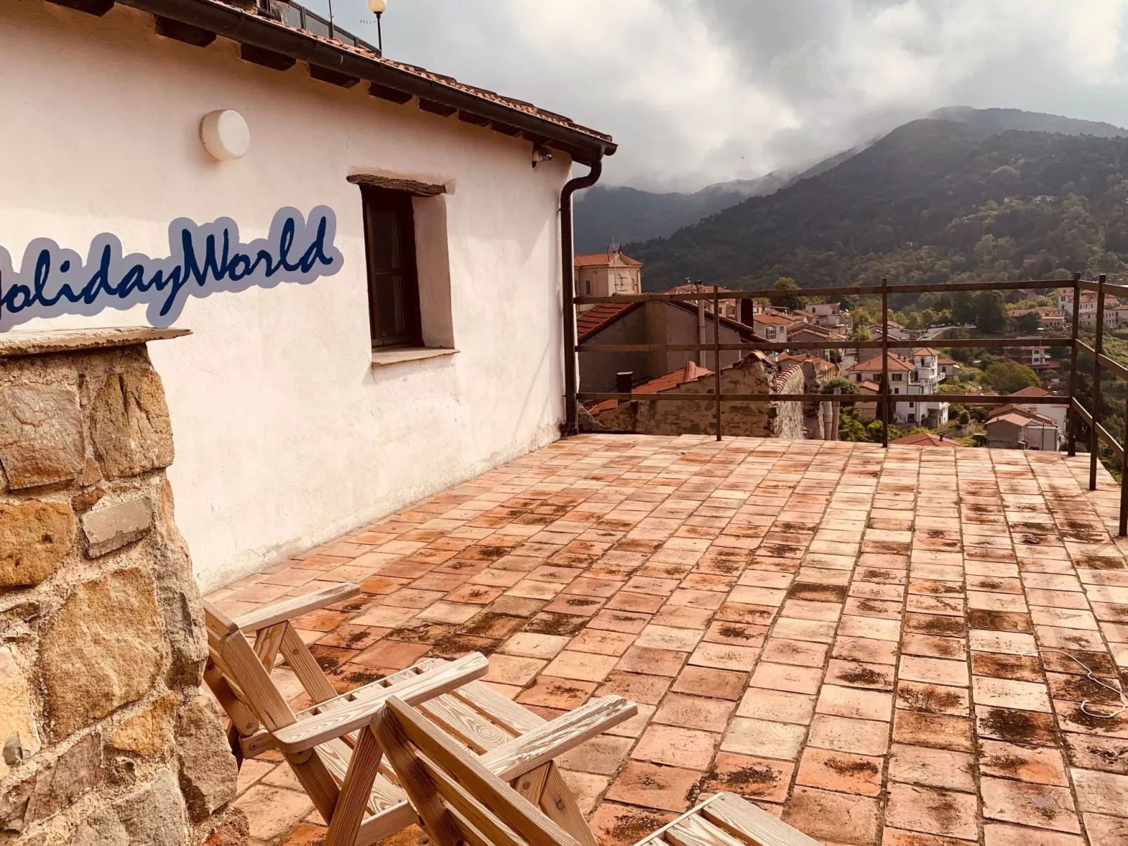 Für 4 Personen ca. 110 m&sup2; in Bajardo, Norditalien (Ligurien)-Binnen