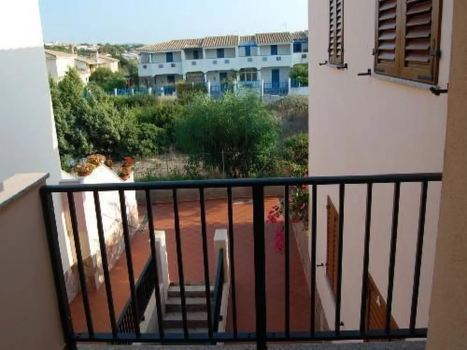 Unterkunft mit Terrasse am Meer-Image-tags.info