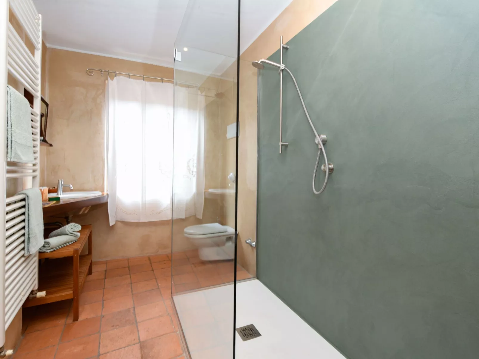 Wohnung Taverne-Binnen