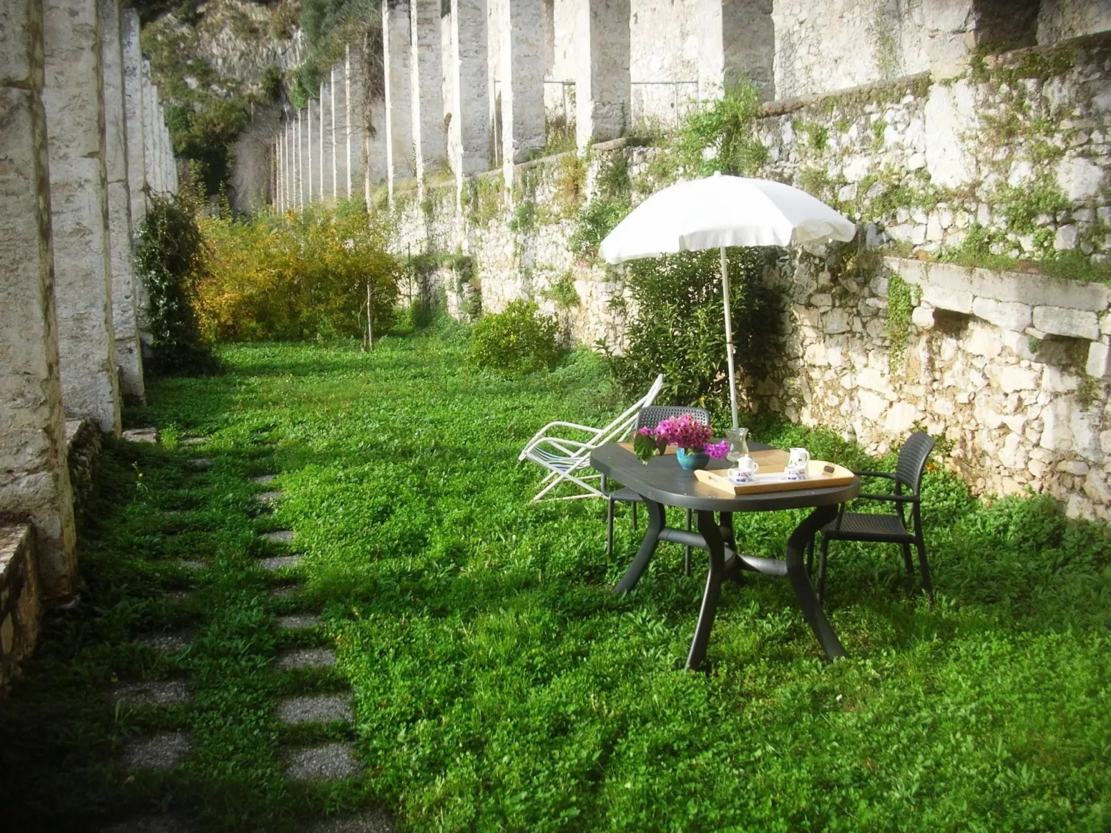 Calamondino Studio Sonne, Entspannung und Seeblick-Buiten