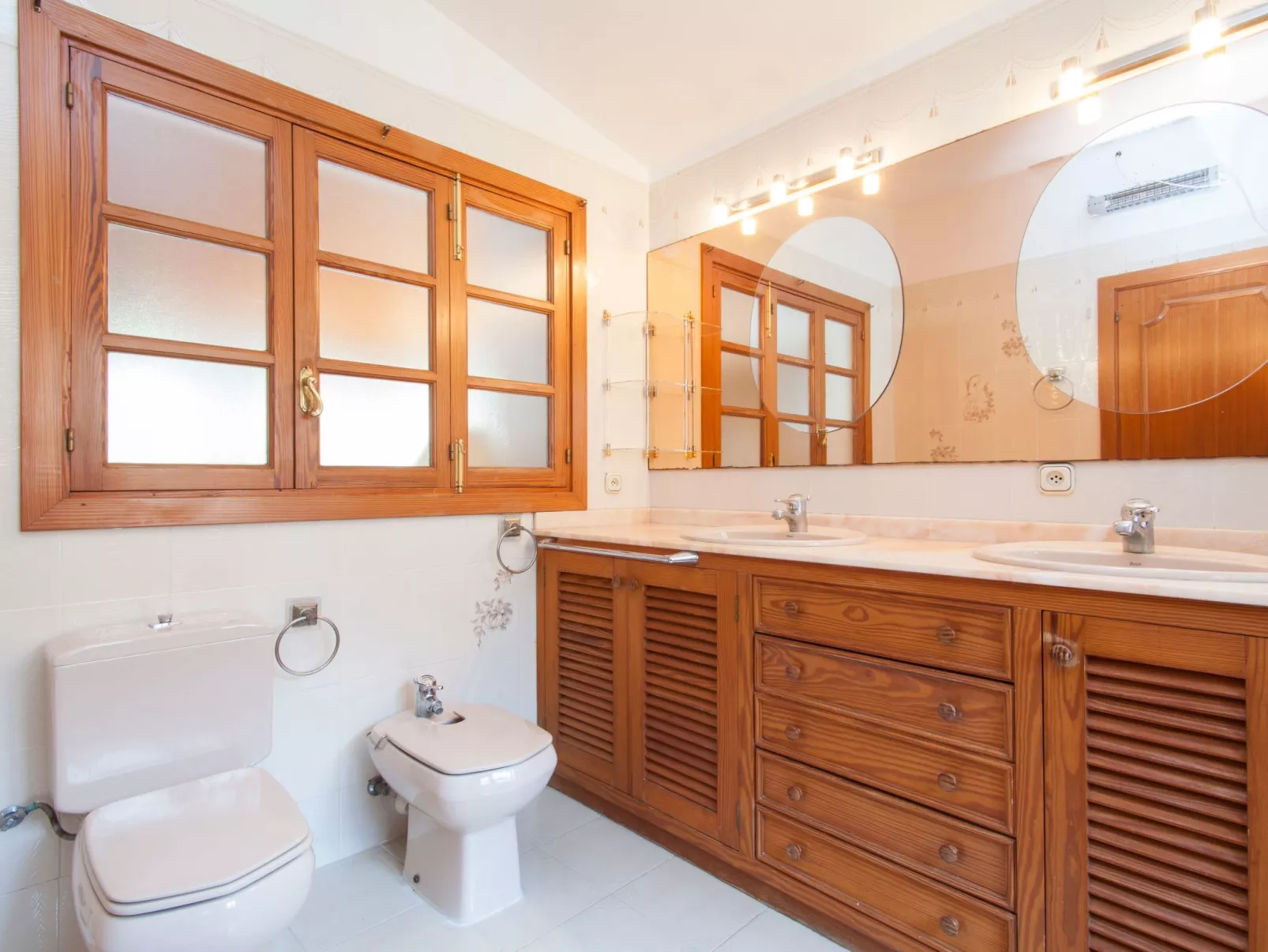 Ferienvilla "Costa d'en Blanes".-Binnen