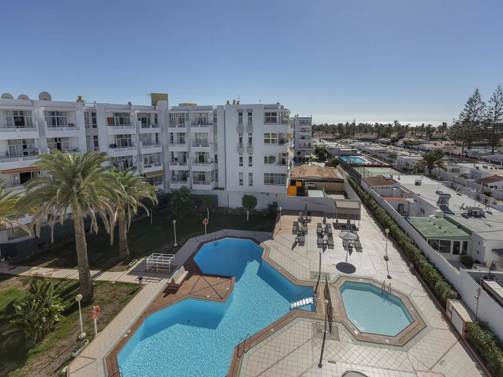 Appartement 'Oasis Royal 3 piscinas'-Omgeving