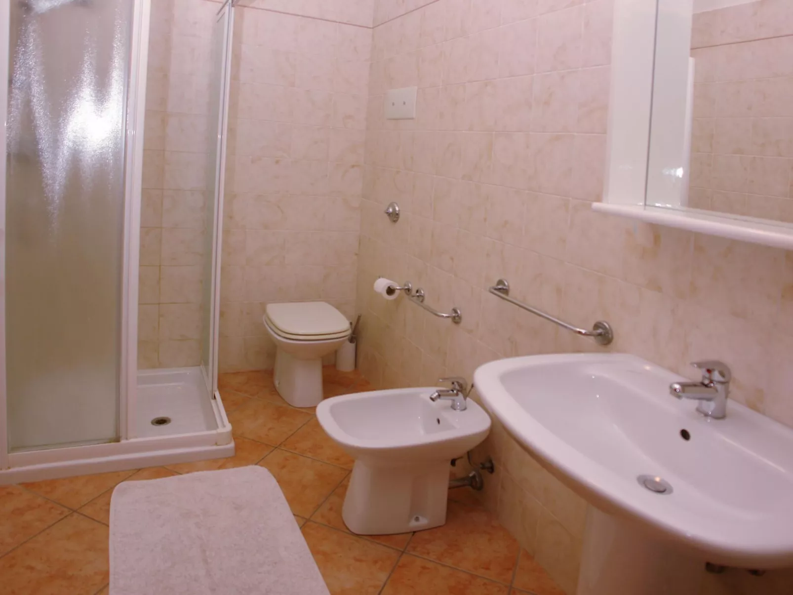 Dreizimmerwohnung ohne Seeblick - Binnen