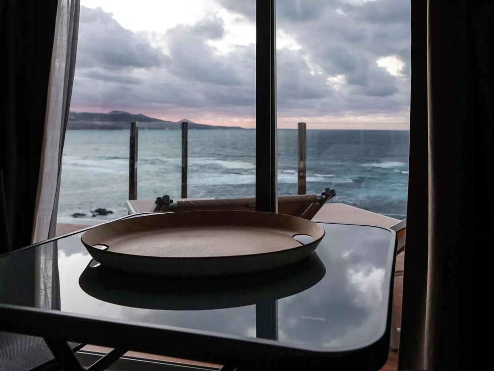 Wohnung mit privater Terrasse und Meerblick-Binnen