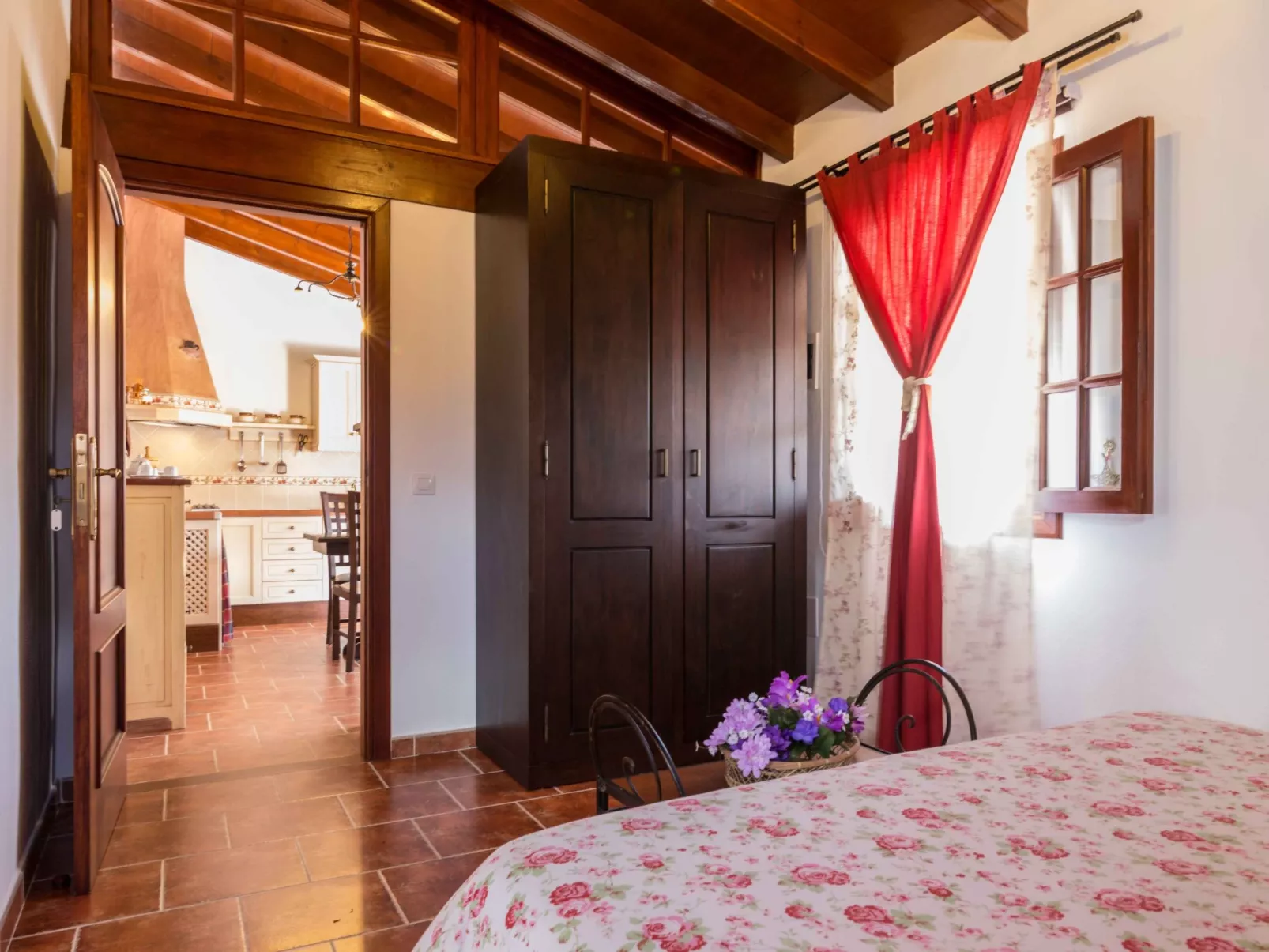 Familienfinca auf dem Lande mit Schwimmbad-Binnen