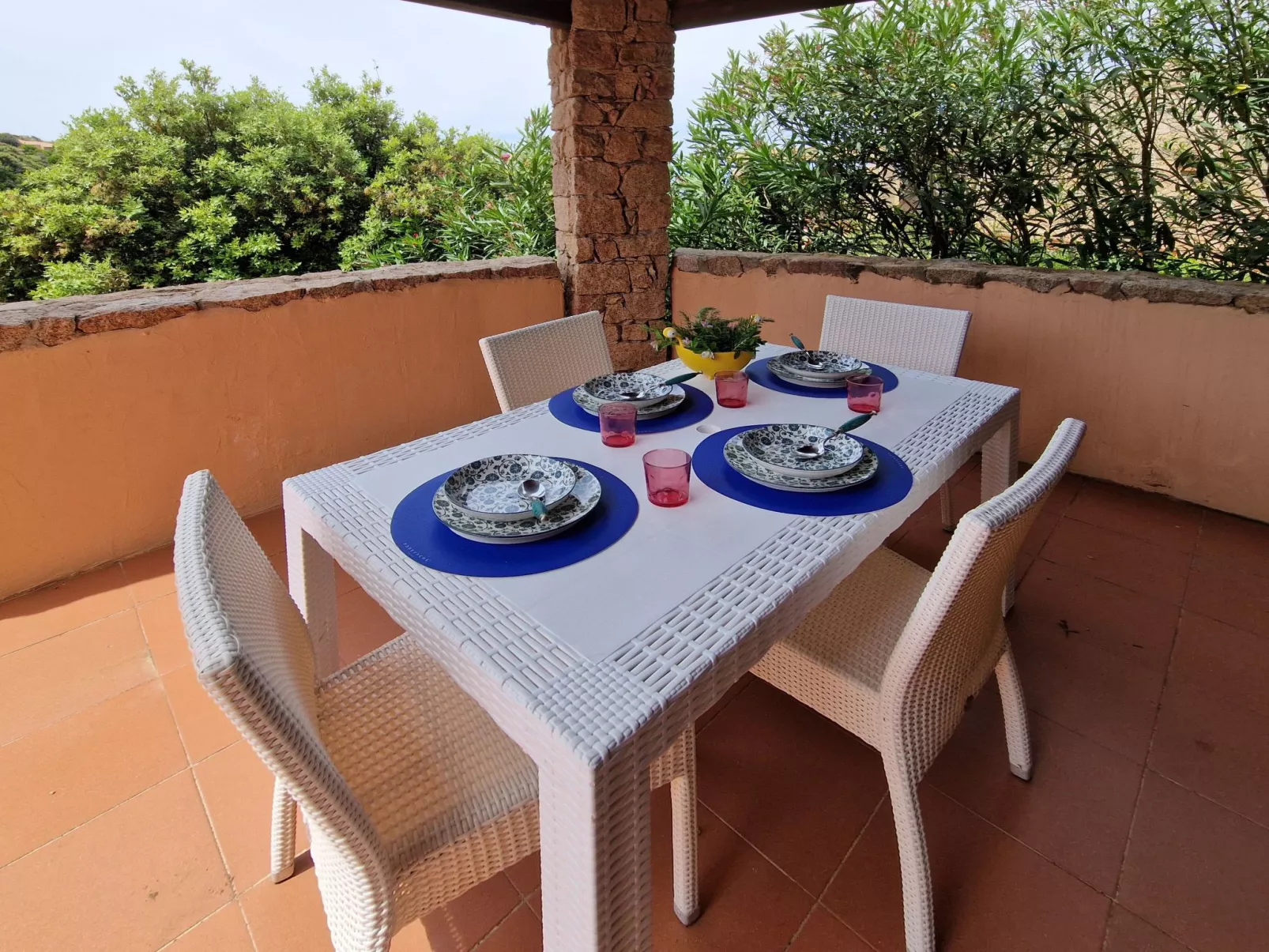 Dreizimmerwohnung mit Panoramablick in Costa Paradiso-Image-tags.info