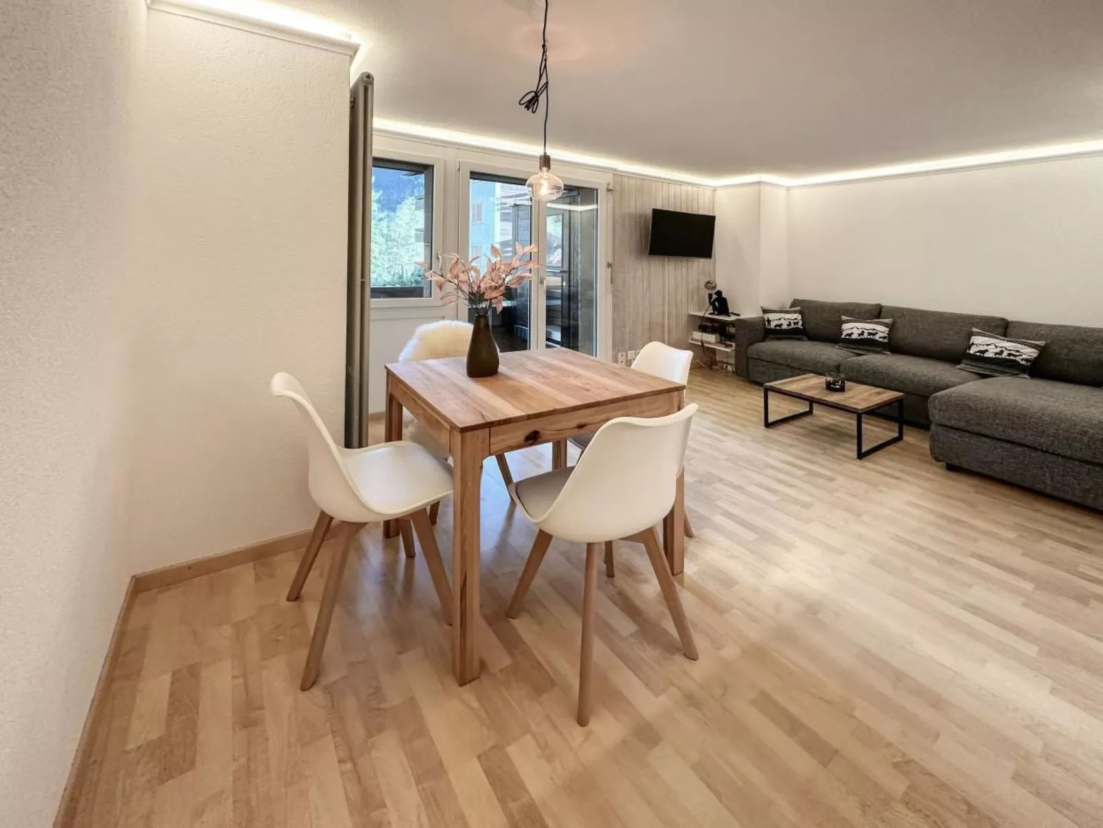 Chalet Ribi: Wohlfühloase mit Weitblick-Binnen