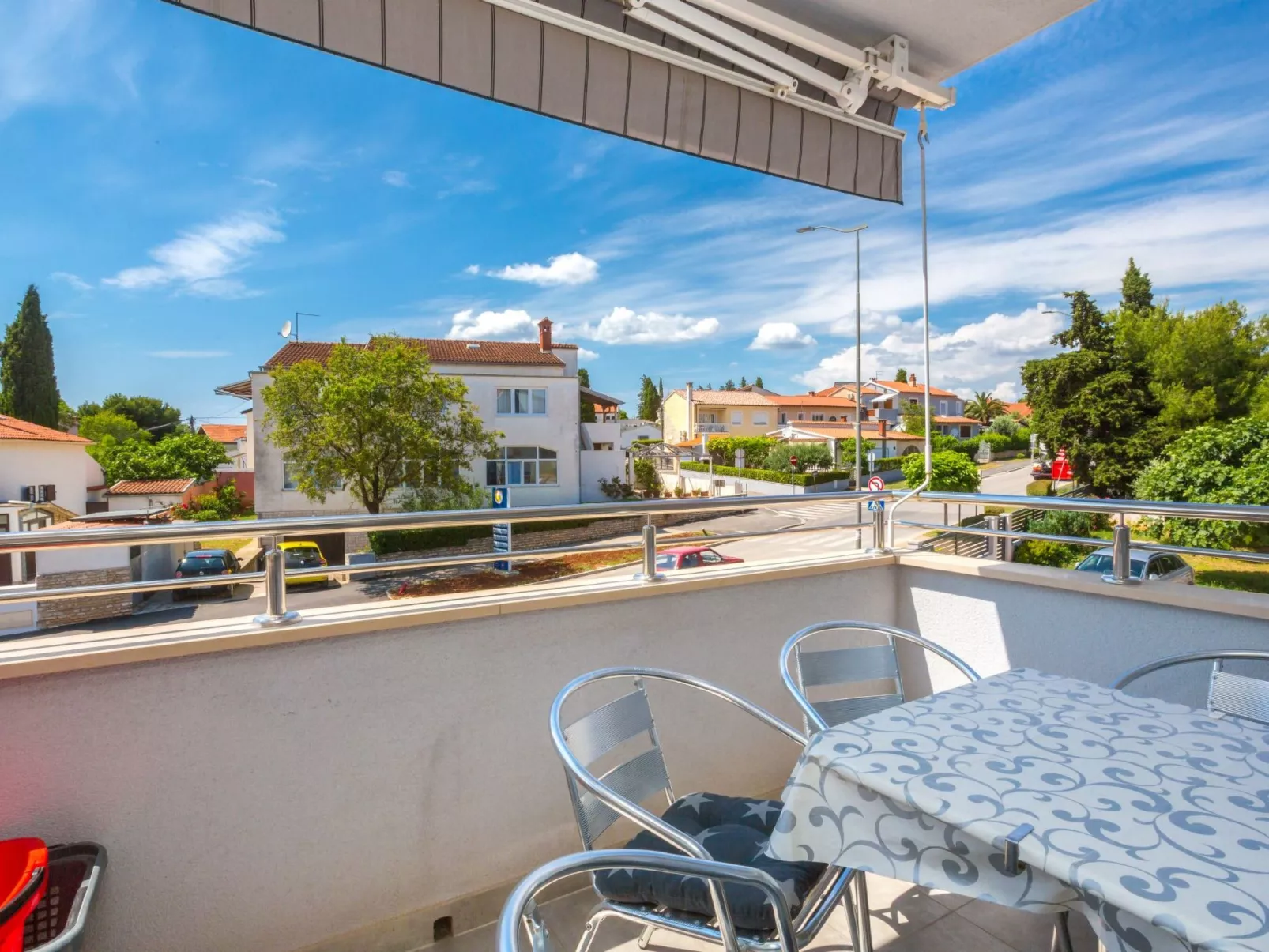 "Marica J2" mit Balkon-Buiten