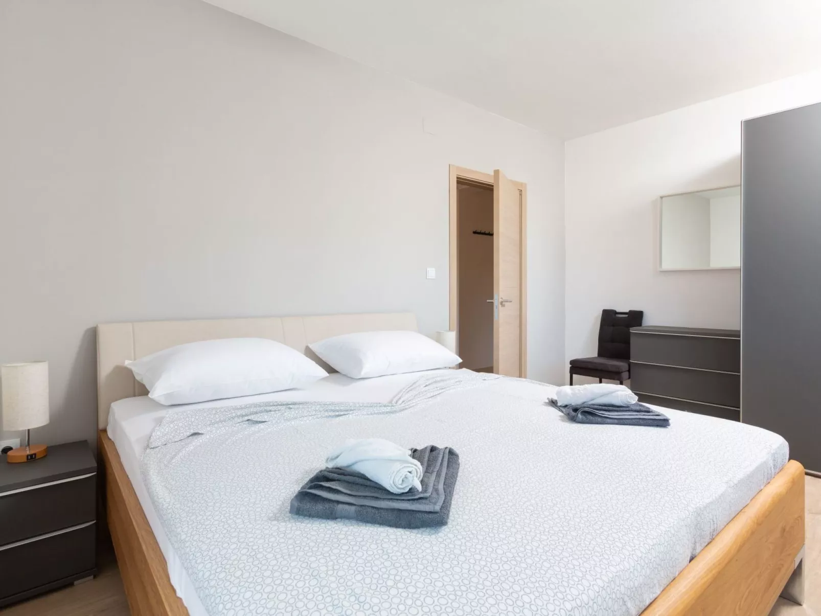 "Limani" mit Balkon-Image-tags.info