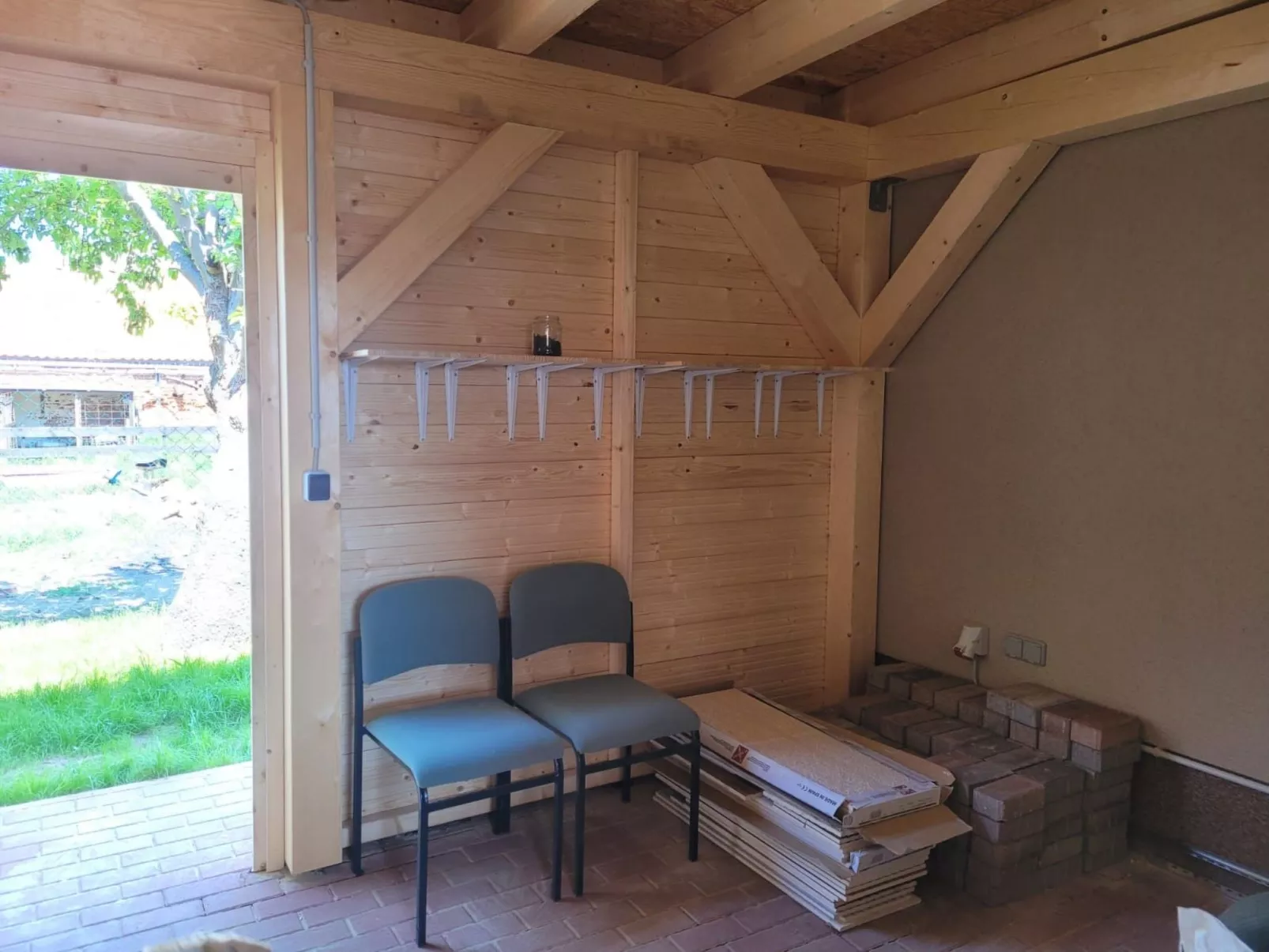 In Linum mit Garten, Terrasse und Grill-Image-tags.info