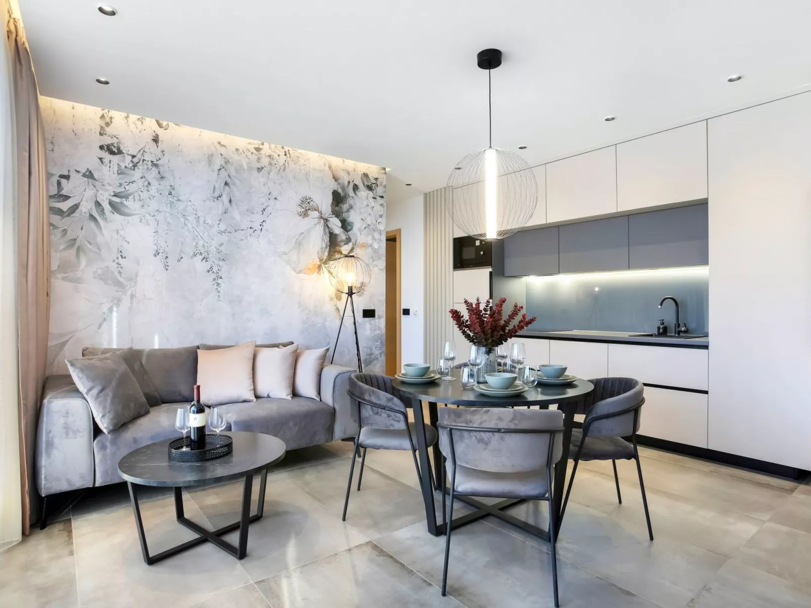 Fly Room - A2-Binnen