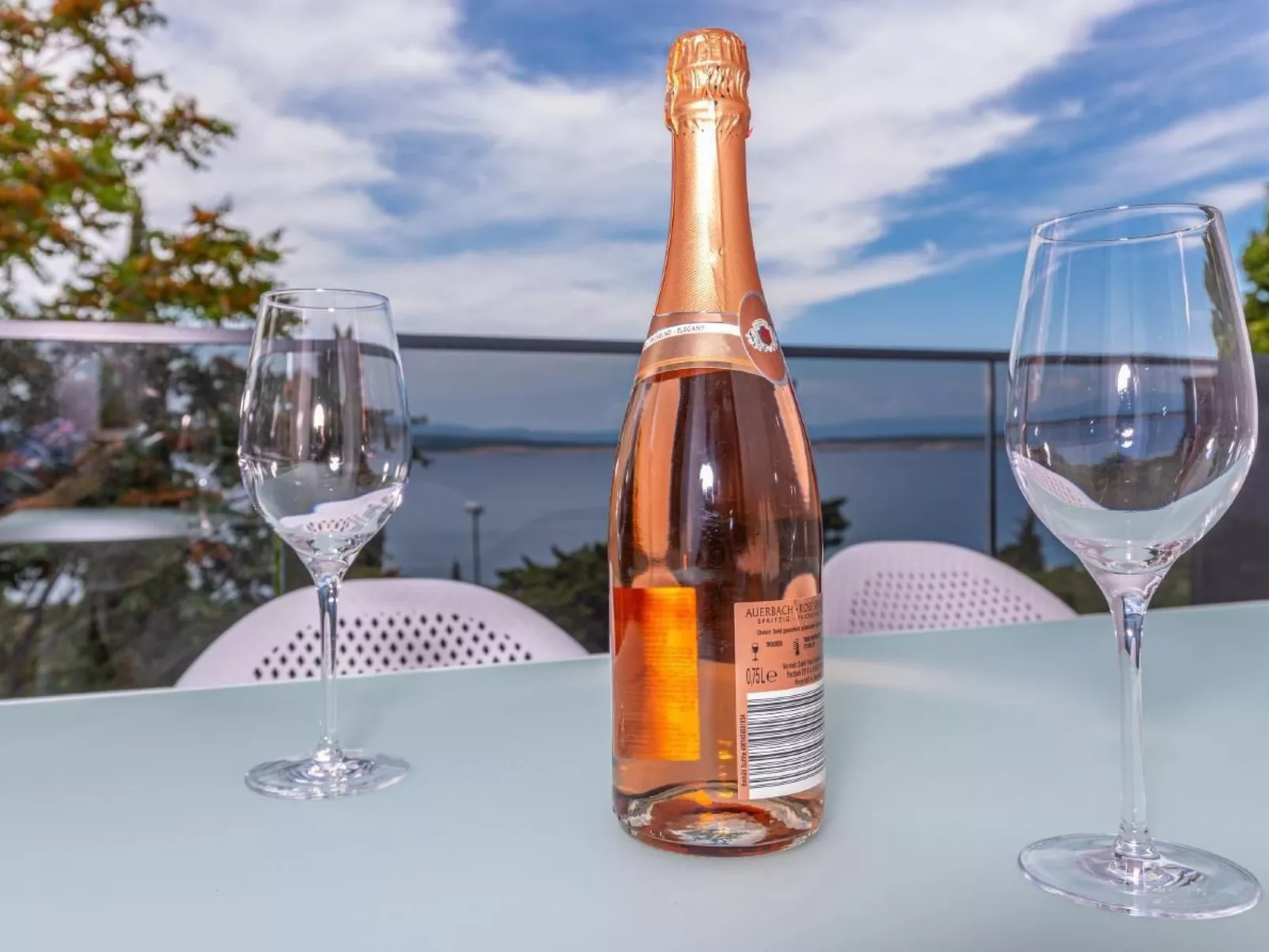 Apartment Maxim-Buiten