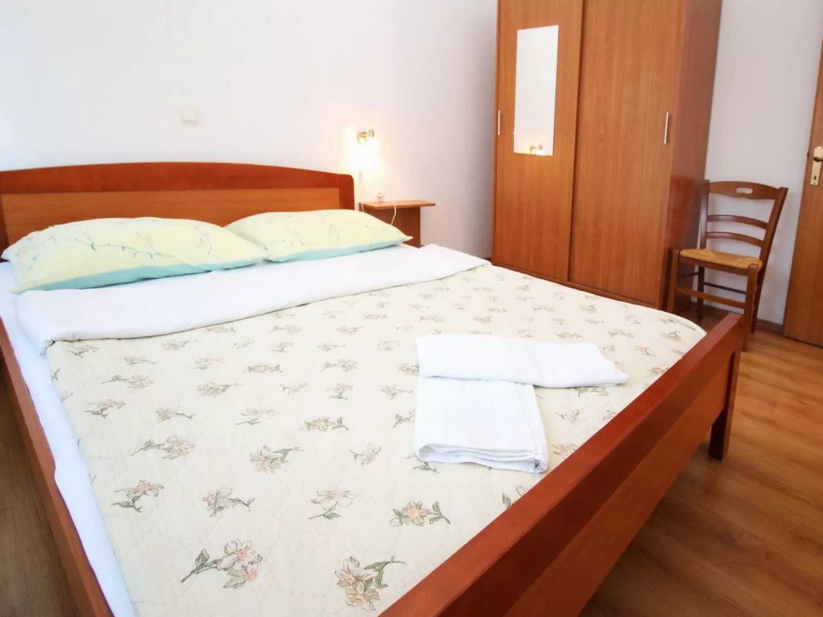 In Baška mit Eigenem Balkon-Binnen