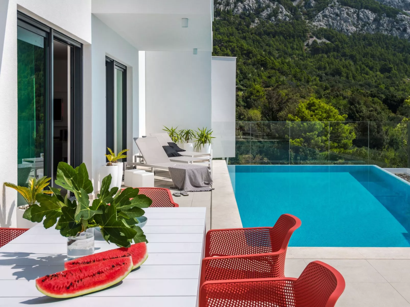 Schöne Villa Zvizdan mit Infinity-Pool-Buiten