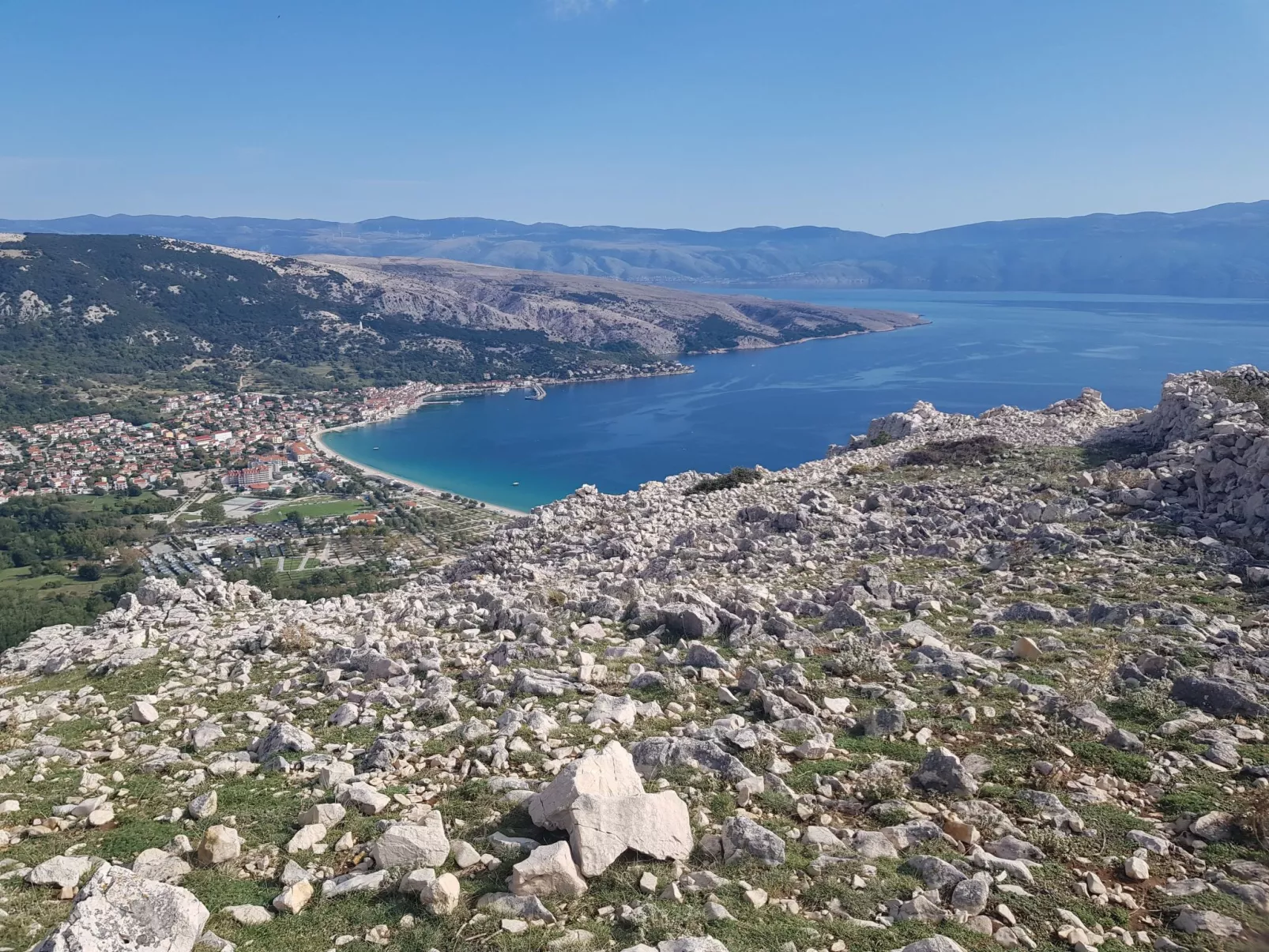 In Baška mit Eigenem Balkon - Buiten