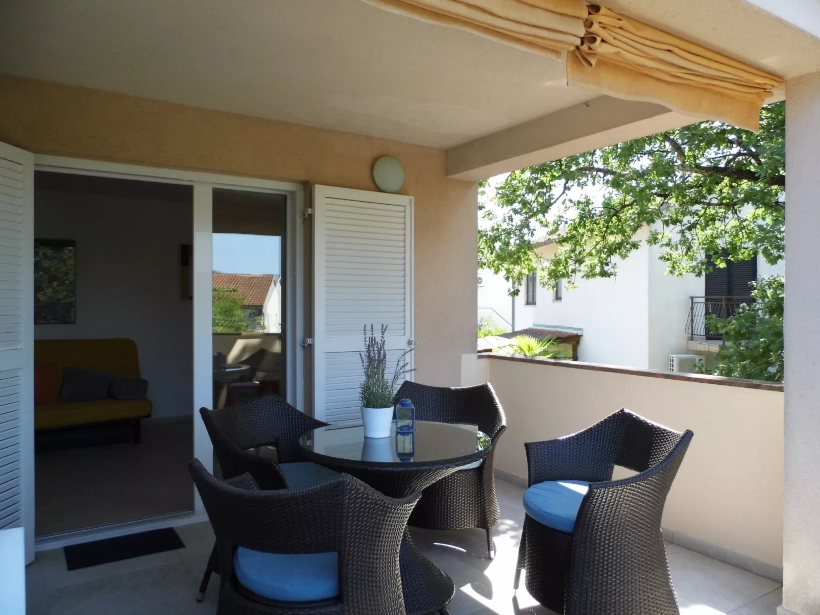 Gemütliche und moderne Wohnung in der Nähe von Meer und Zentrum-Binnen