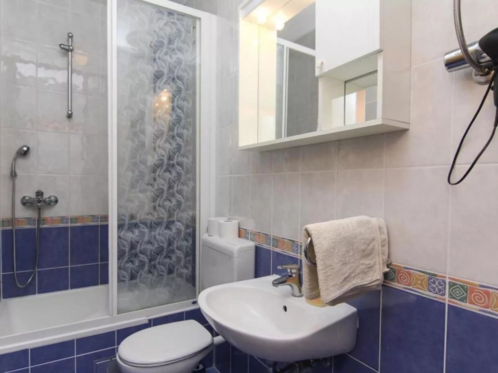 Villa Levanda mit privatem Pool-Binnen