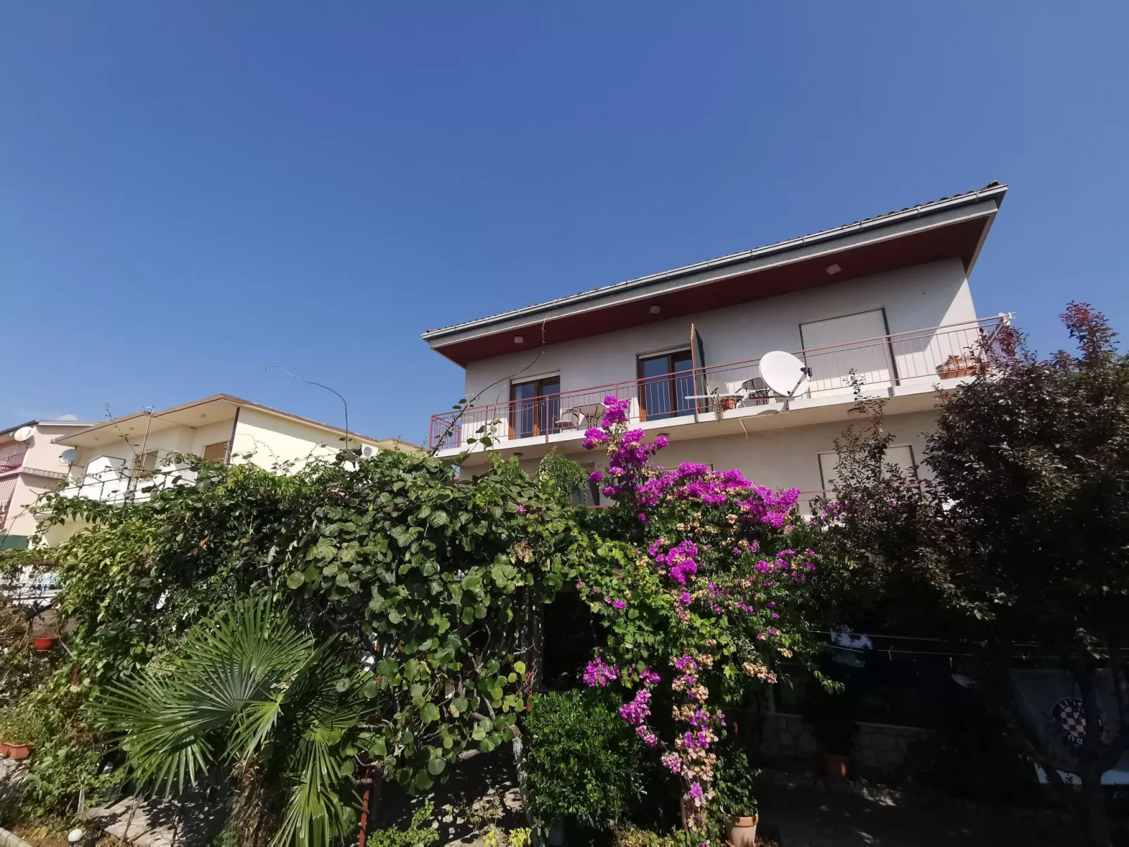 Wohnung in Crikvenica mit privatem Parkplatz-Buiten