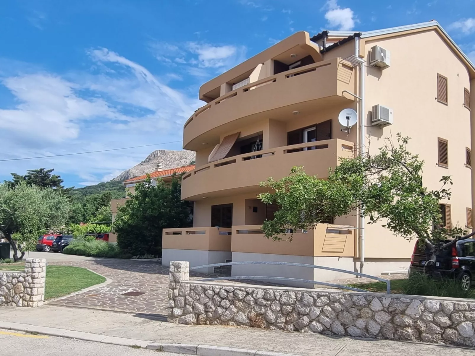 Wohnung in Baška mit Eigenem Balkon-Buiten