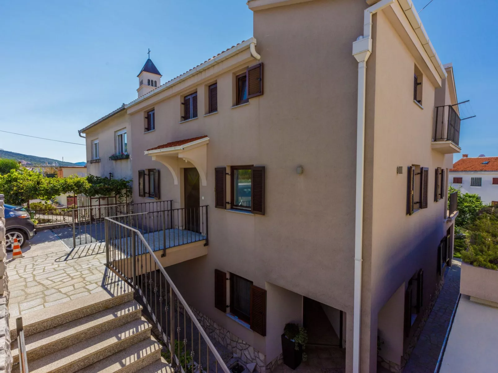 Studio-Apartment mit Terrasse-Buiten