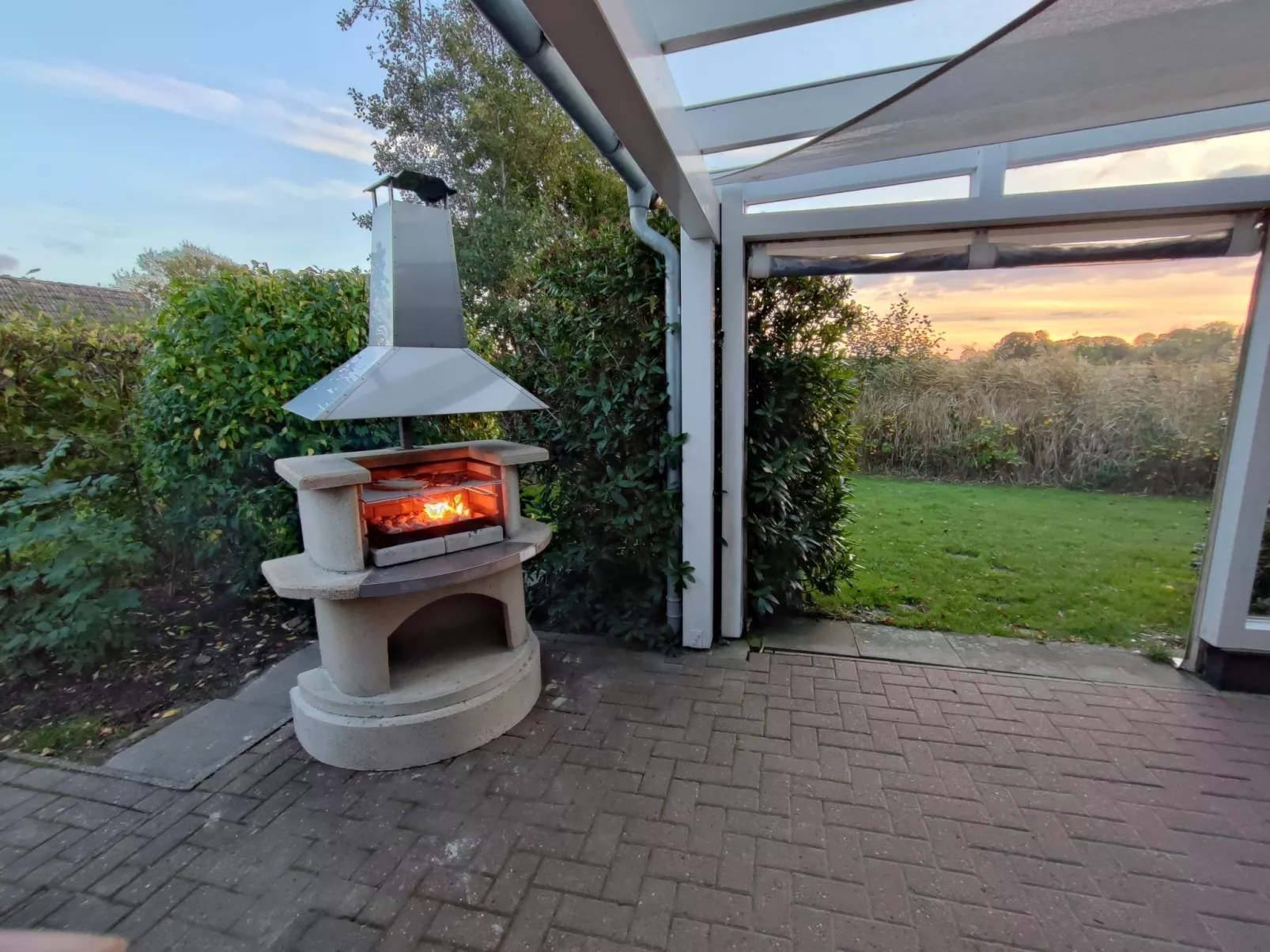 Nurdachhaus Klabautermann mit Terrasse und Garten - Buiten