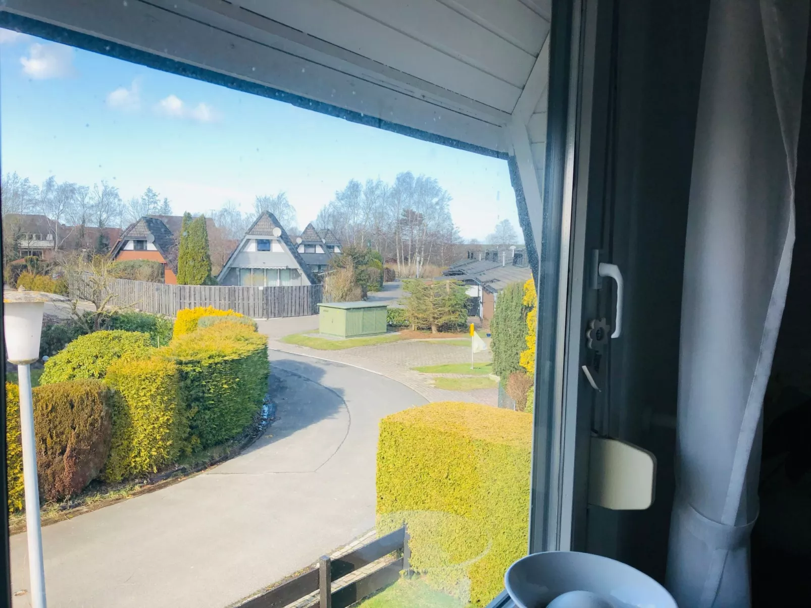 Nurdachhaus in Burhave mit Garten-Buiten