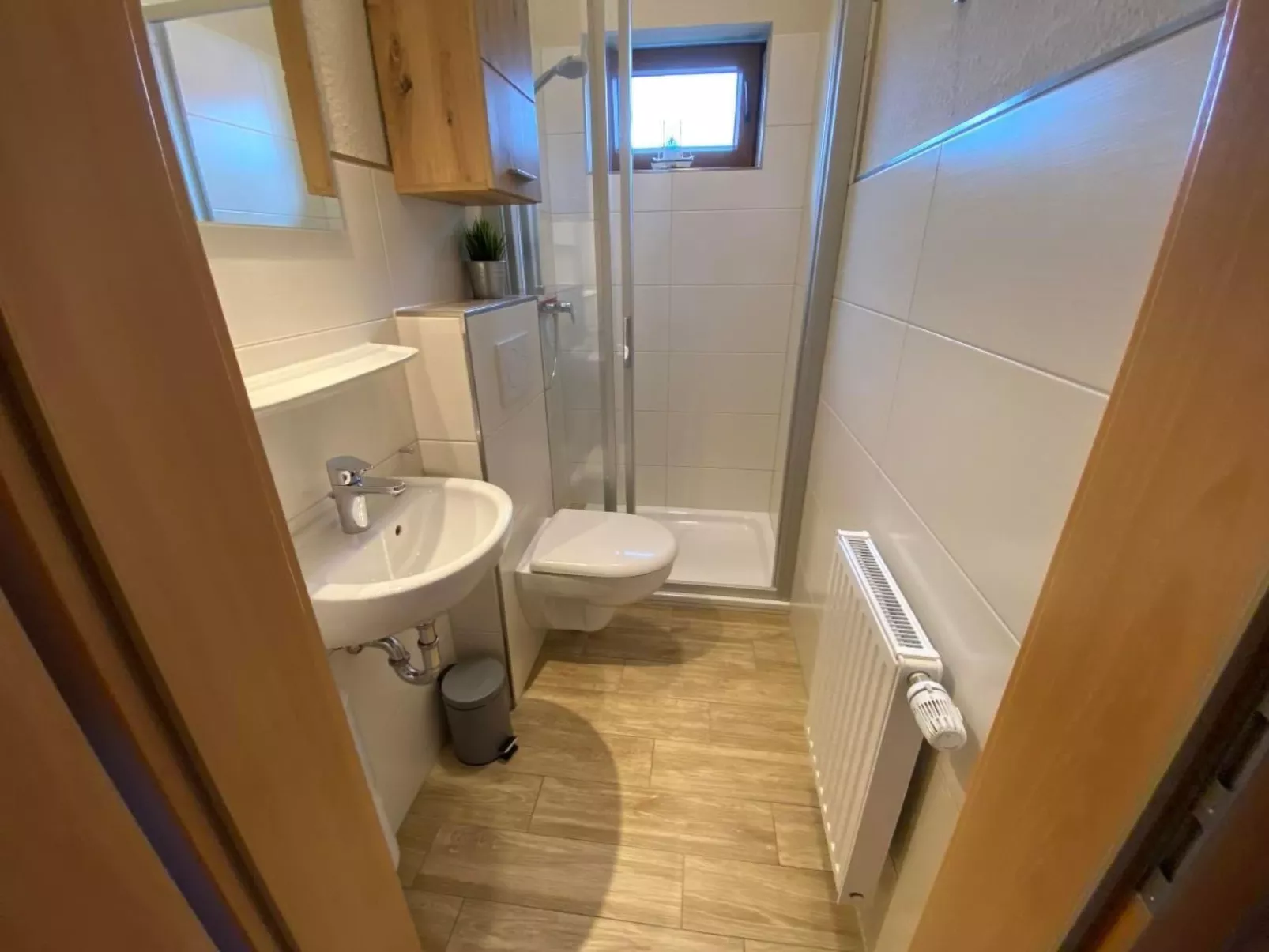 N5 Eingezäuntes Ferienhaus mit ebenerdiger Dusch-Image-tags.info